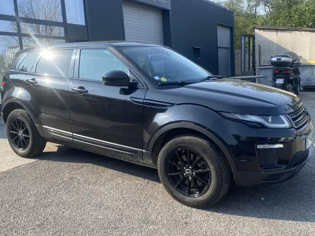 Land Rover Range Rover Evoque view 12