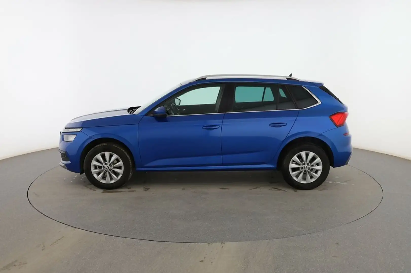 Skoda Kamiq 1.0 TSI Ambition 81kW Albastru - 2