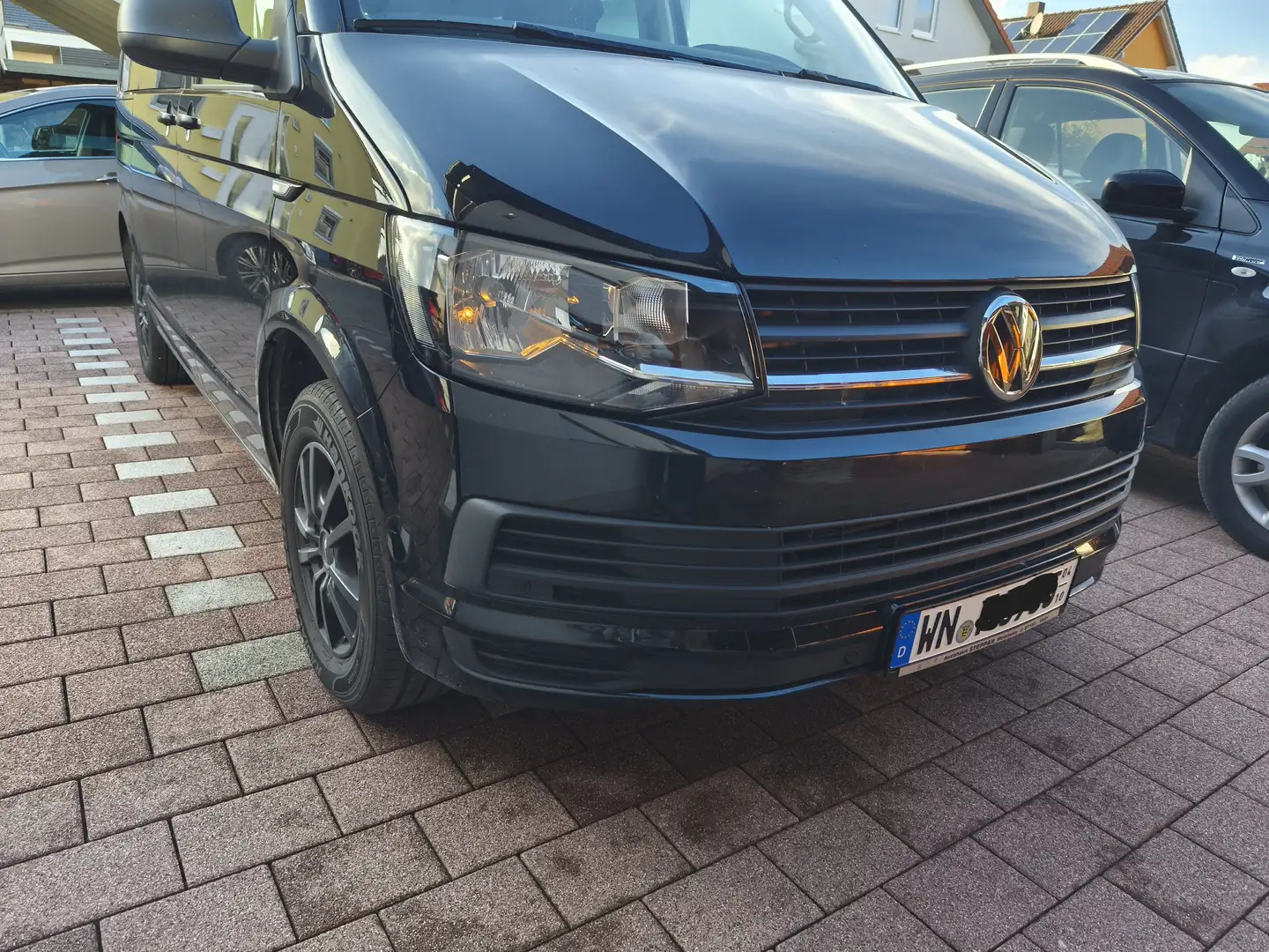 Volkswagen T6 Multivan Multivan DSG Kurz Trendline Schwarz - 2