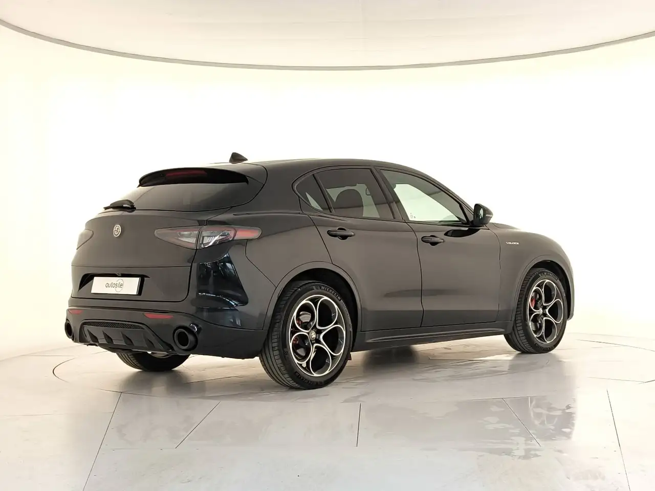 Alfa Romeo Stelvio 2025