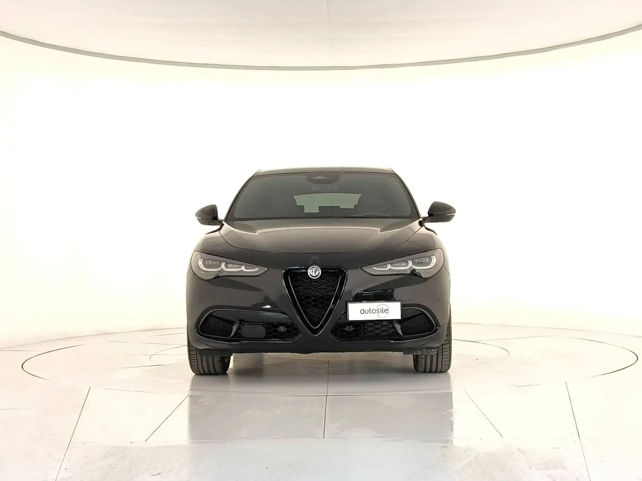 Alfa Romeo Stelvio 2025