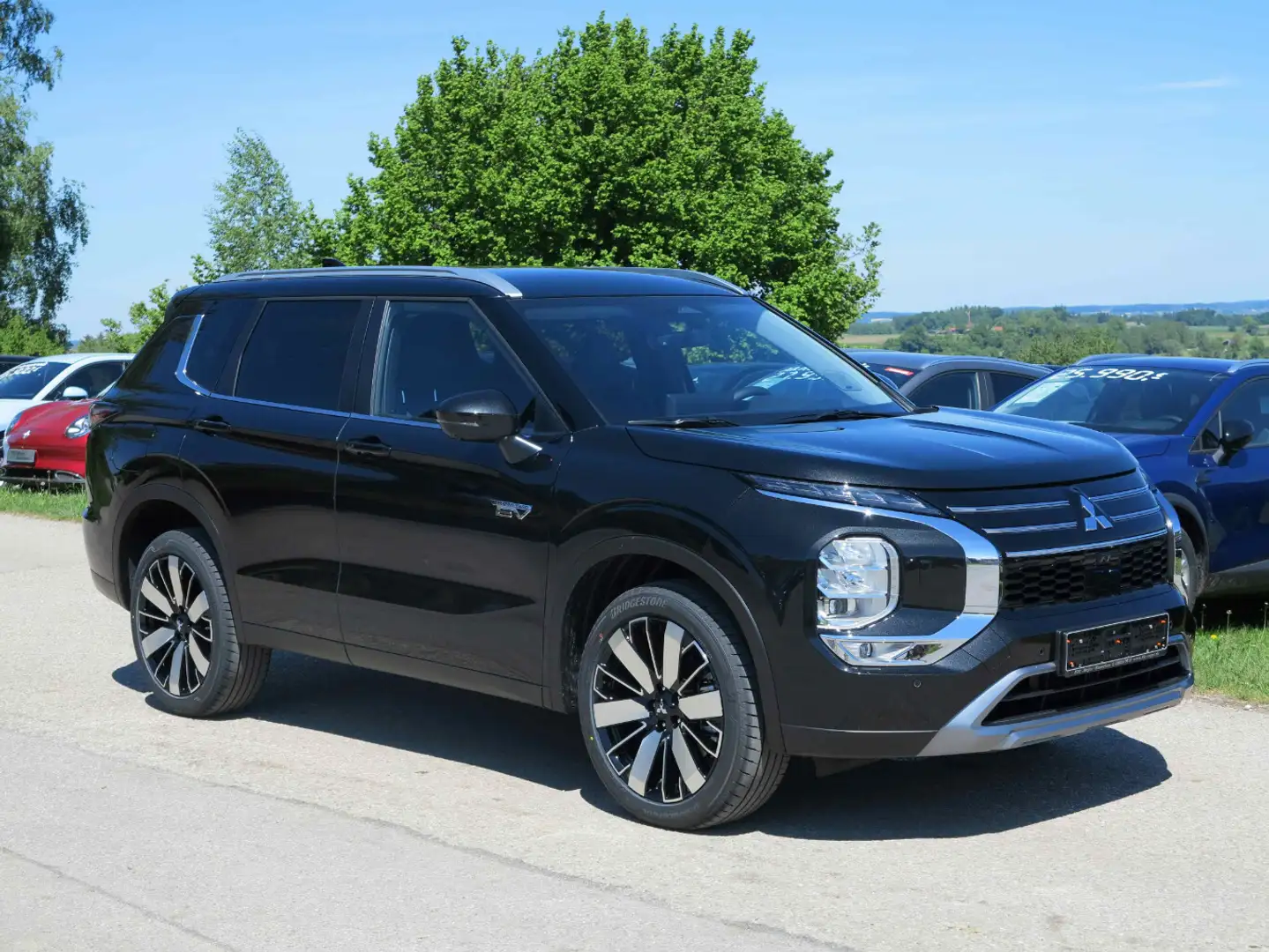 Mitsubishi Outlander PHEV, Intro Edition, ab 0,99% Kredit, Schwarz - 1