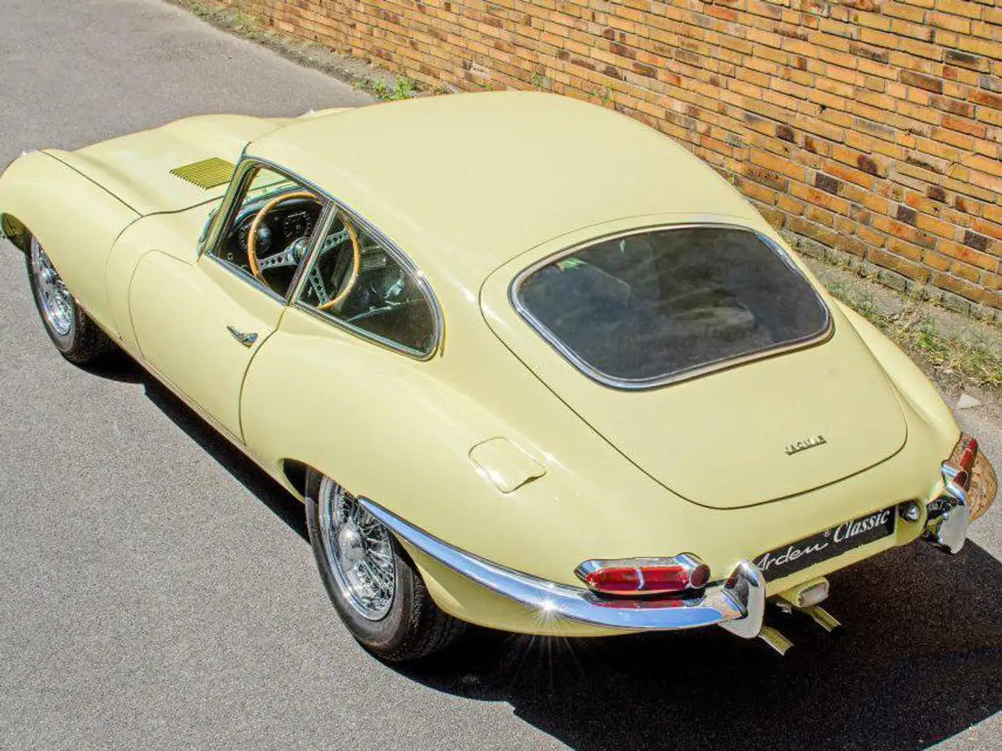 Jaguar E-Type Serie 1 3,8 Liter Matching Numbers Giallo - 2