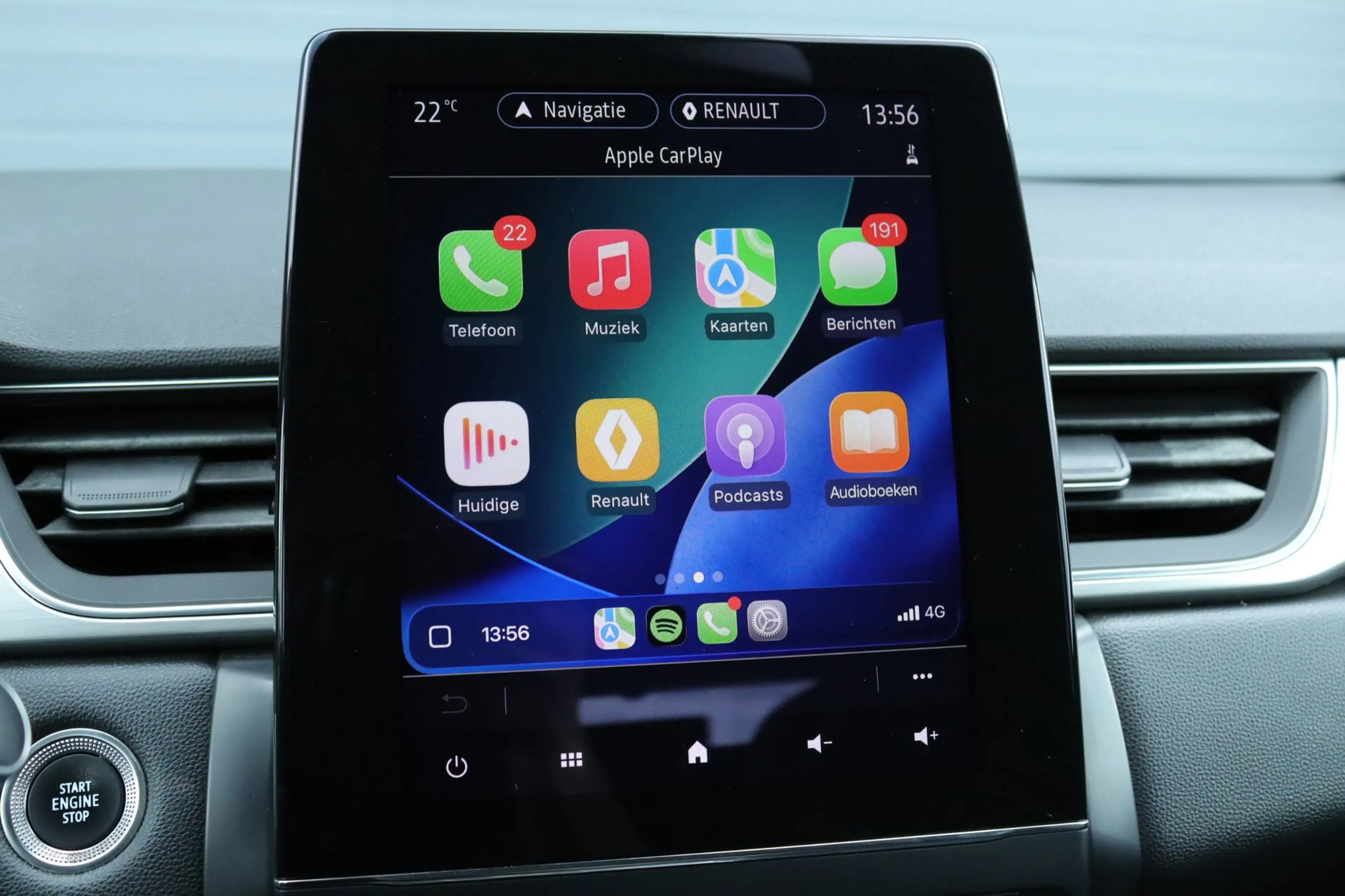 Renault Captur 1.6 E-Tech Plug-in Hybrid / Carplay / Camera — photo 20