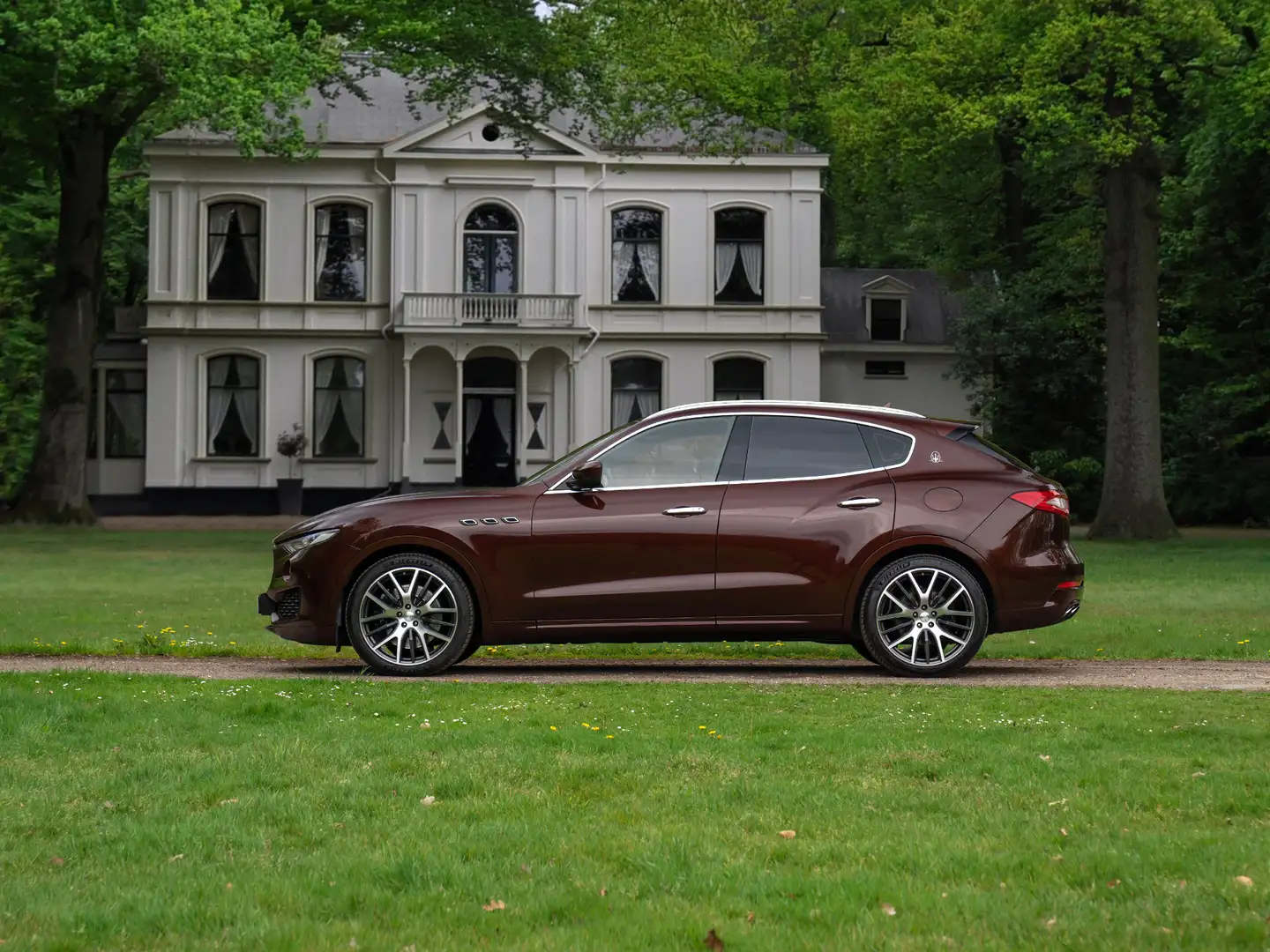 Maserati Levante 3.0 V6 S AWD GranLusso | Sublieme samenstelling | Bruin - 1