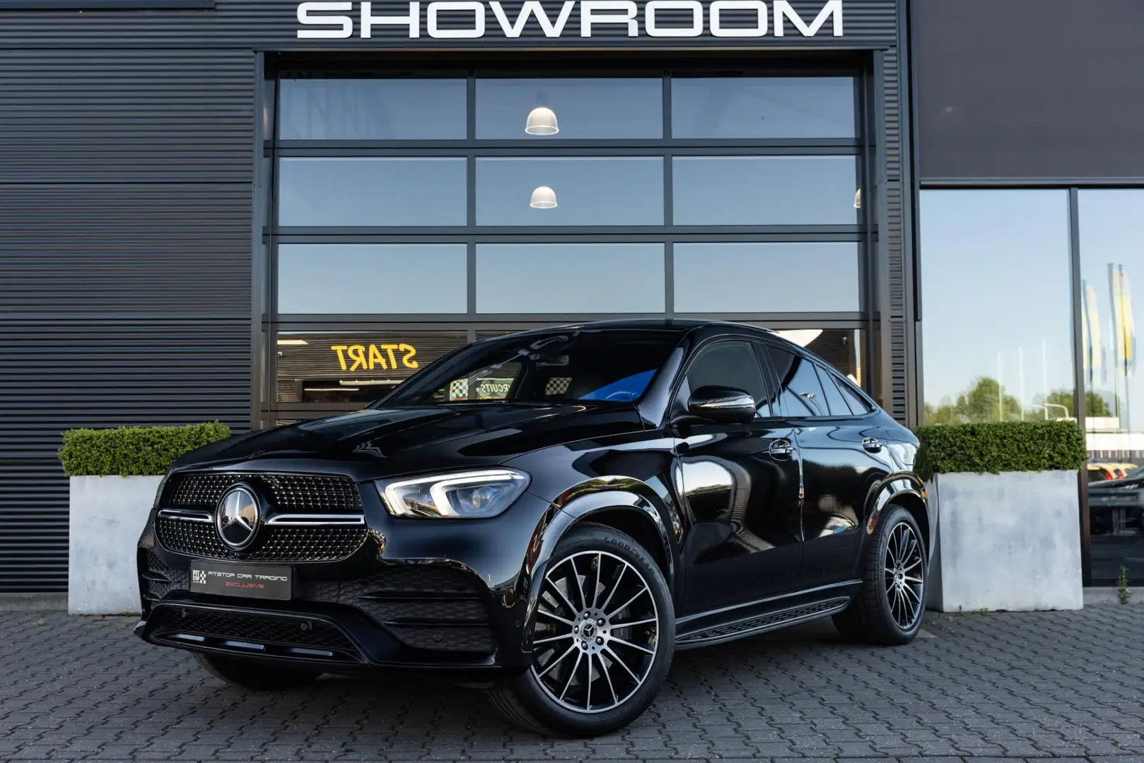 Mercedes-Benz GLE 350 Coupé de 4MATIC AMG, Pano, Massage, Burmester! Fekete - 2
