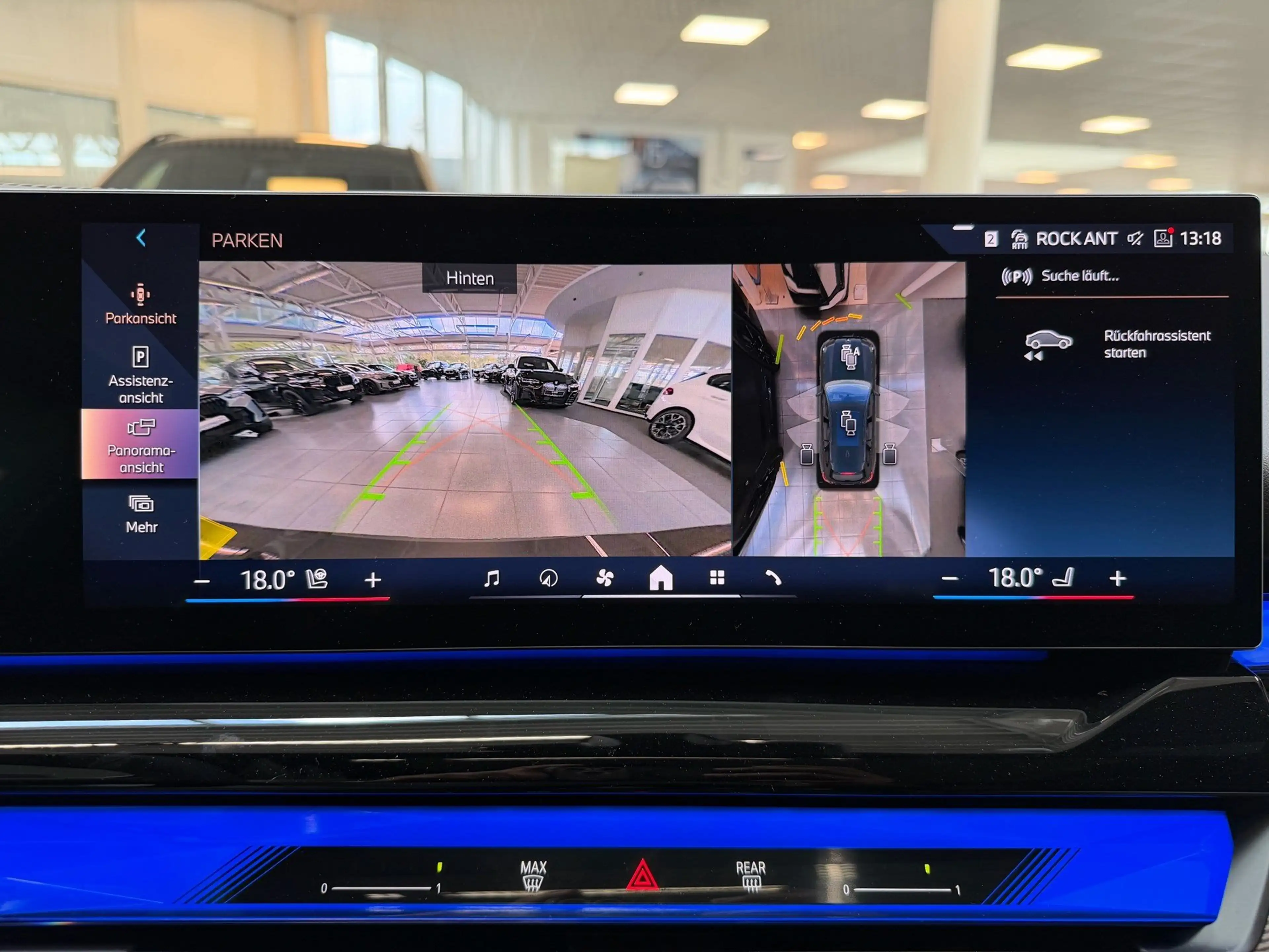 BMW 520 d xDrive Touring M Sport Pro DA Prof PA+ HuD B/W 1 — photo 9