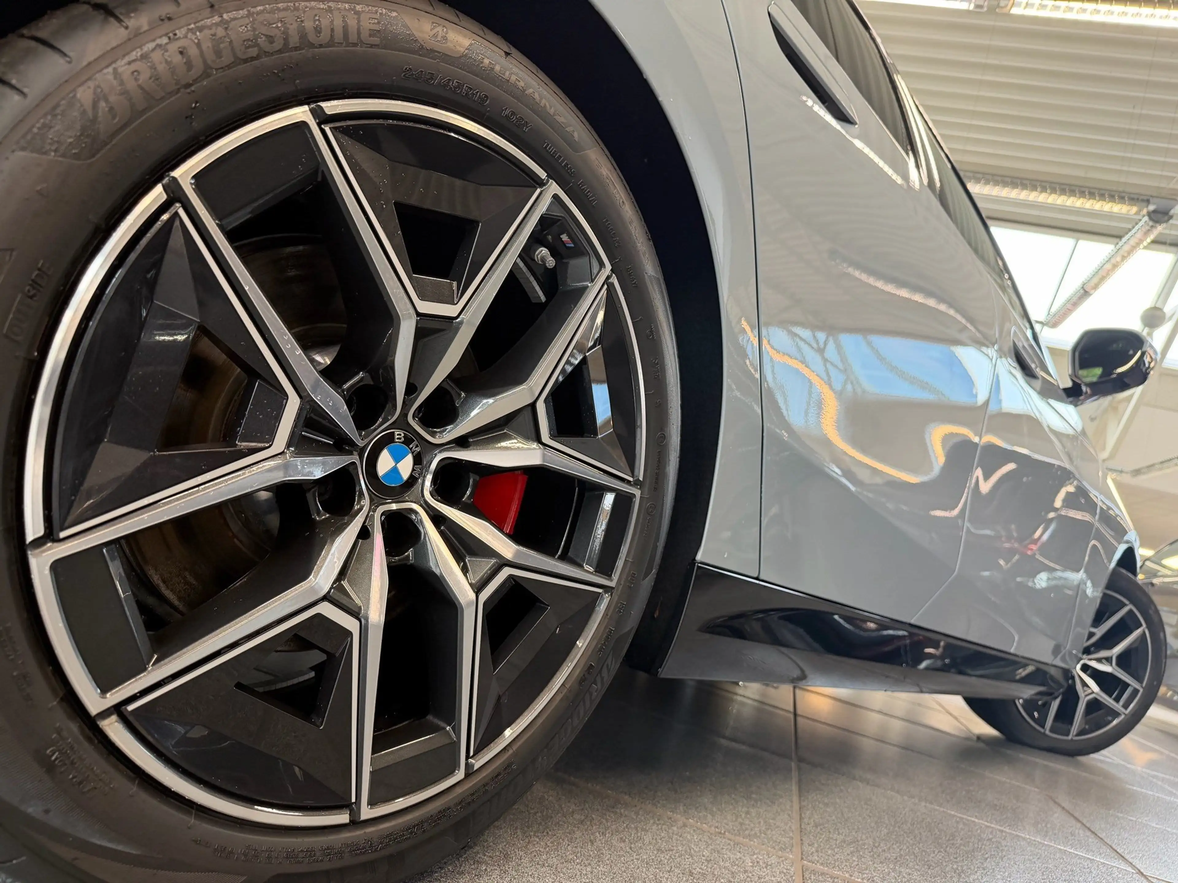 BMW 520 d xDrive Touring M Sport Pro DA Prof PA+ HuD B/W 1 — photo 4