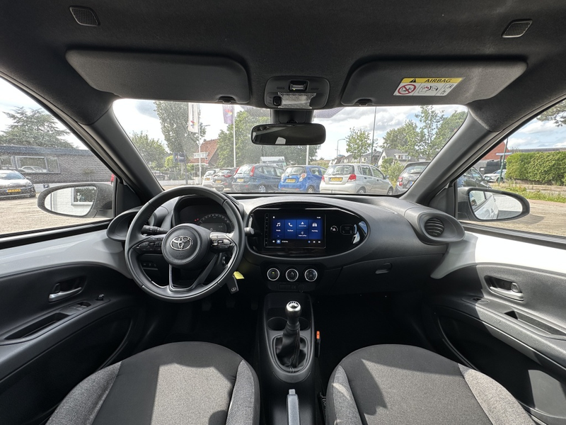 Toyota Aygo X 1.0|CARPLAY|RIJKLAAR|CAMERA|HOGE INSTAP — photo 9