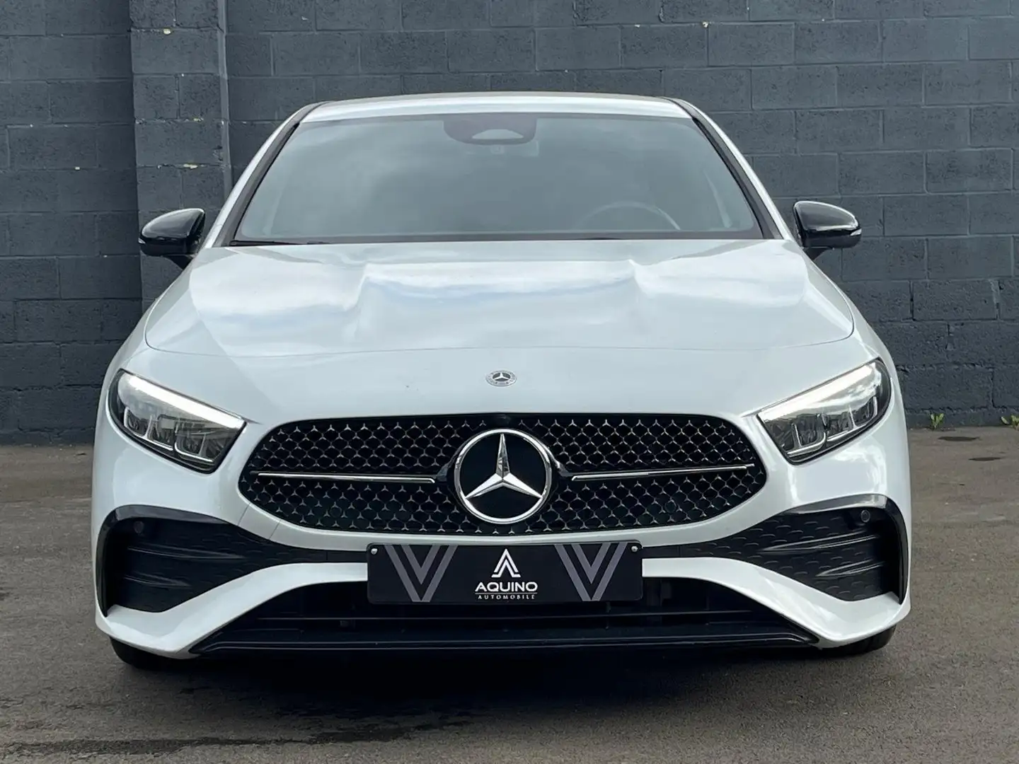 Mercedes-Benz A 180 d / AMG / AUTO / 15.000KM!!! Wit - 2