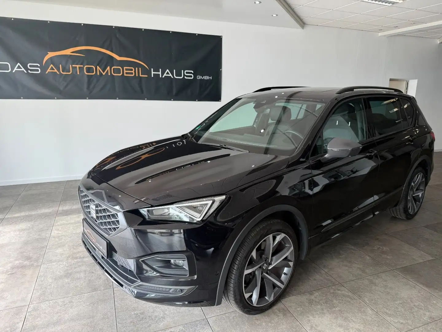 SEAT Tarraco FR 4Drive 7-Sitzer*PANO*LED*ACC*CARPLAY* Schwarz - 1