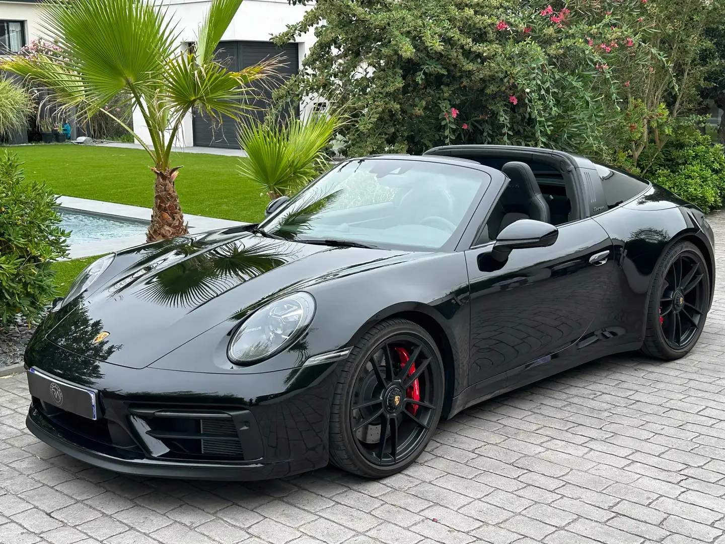 Porsche 992 911 Targa 4 GTS 3.0 480 ch Noir - 1