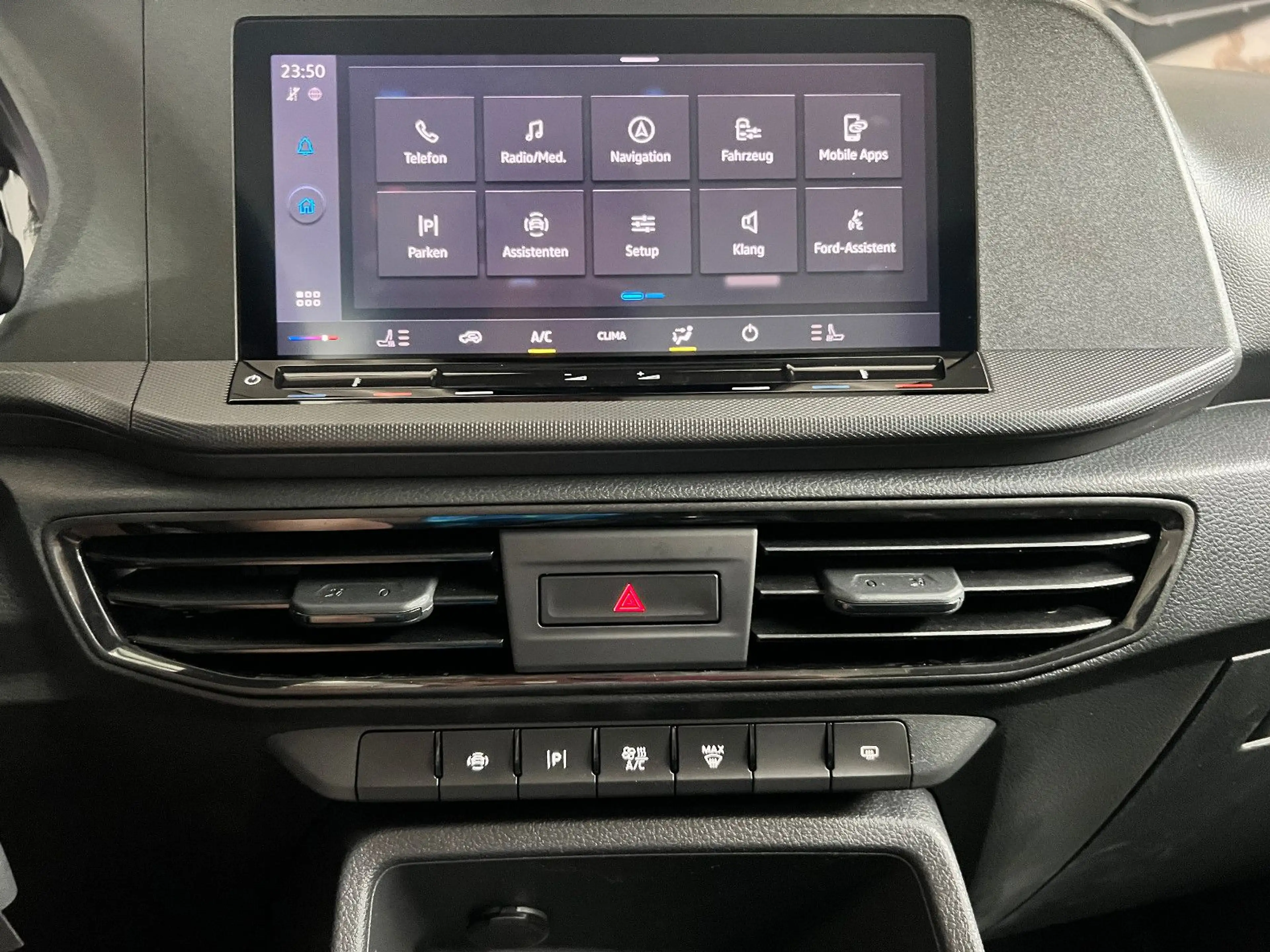 Ford Grand Tourneo Connect Trend *Rollstuhlrampe* — photo 11