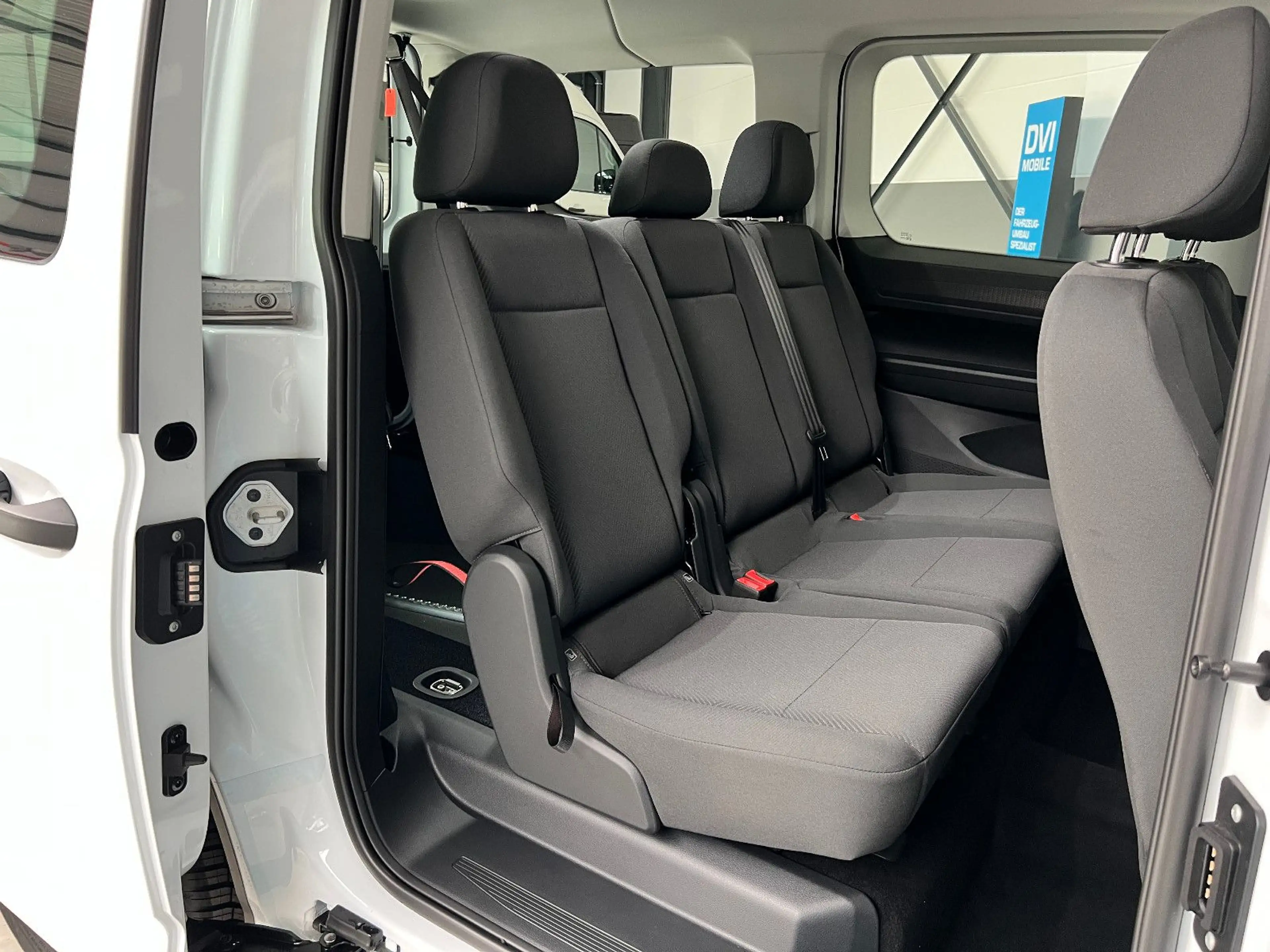 Ford Grand Tourneo Connect Trend *Rollstuhlrampe* — photo 14