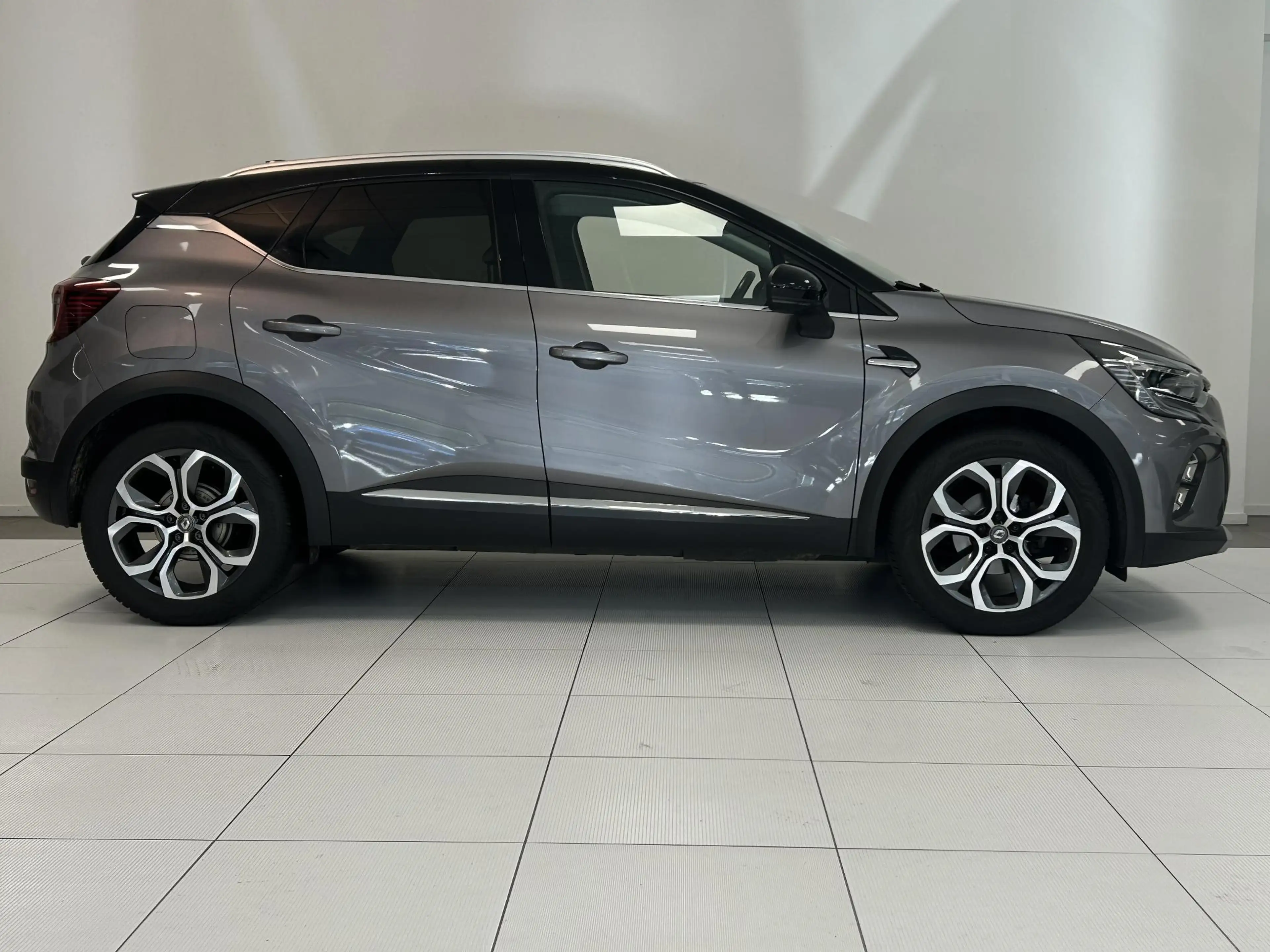 Renault Captur 1.3 TCe 130 Edition One | BOSE audio | Camera | Na — photo 18