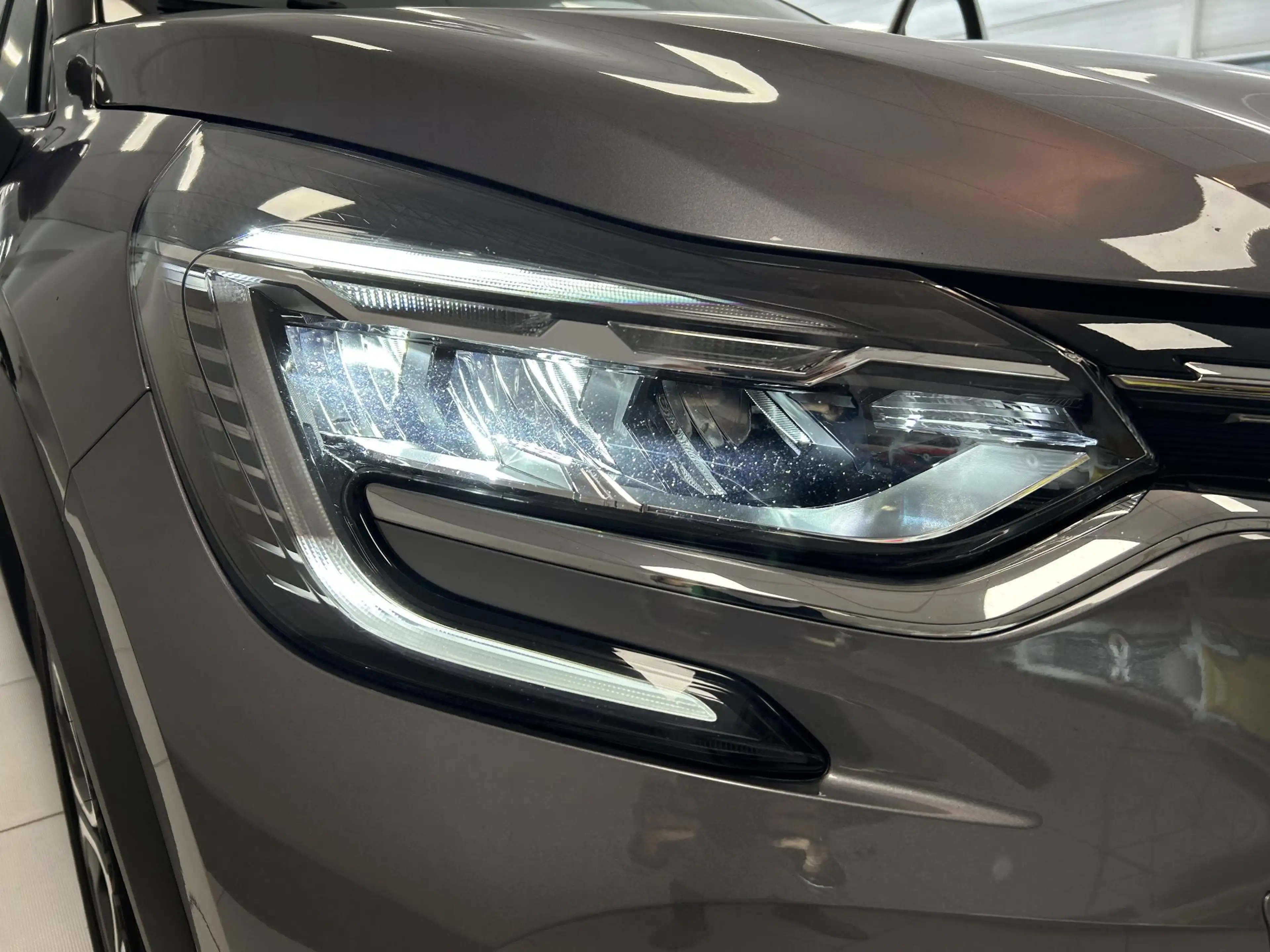 Renault Captur 1.3 TCe 130 Edition One | BOSE audio | Camera | Na — photo 27