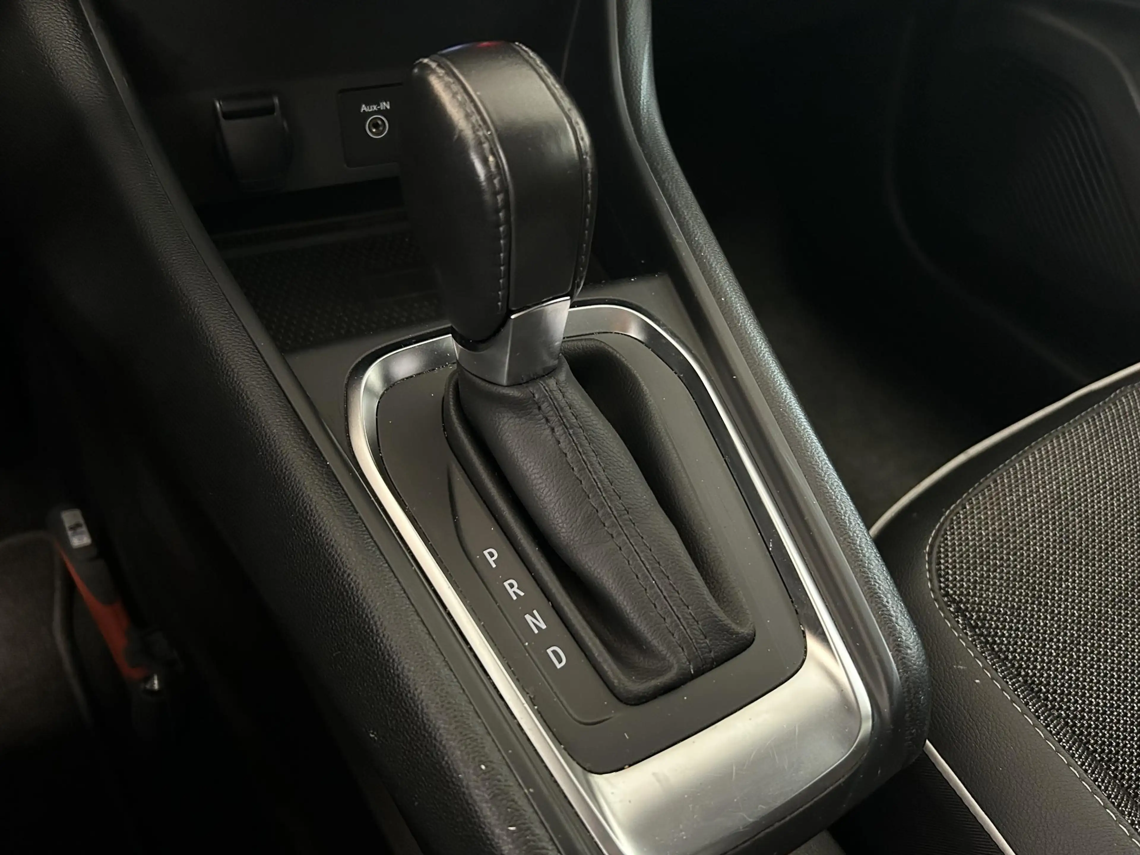 Renault Captur 1.3 TCe 130 Edition One | BOSE audio | Camera | Na — photo 25