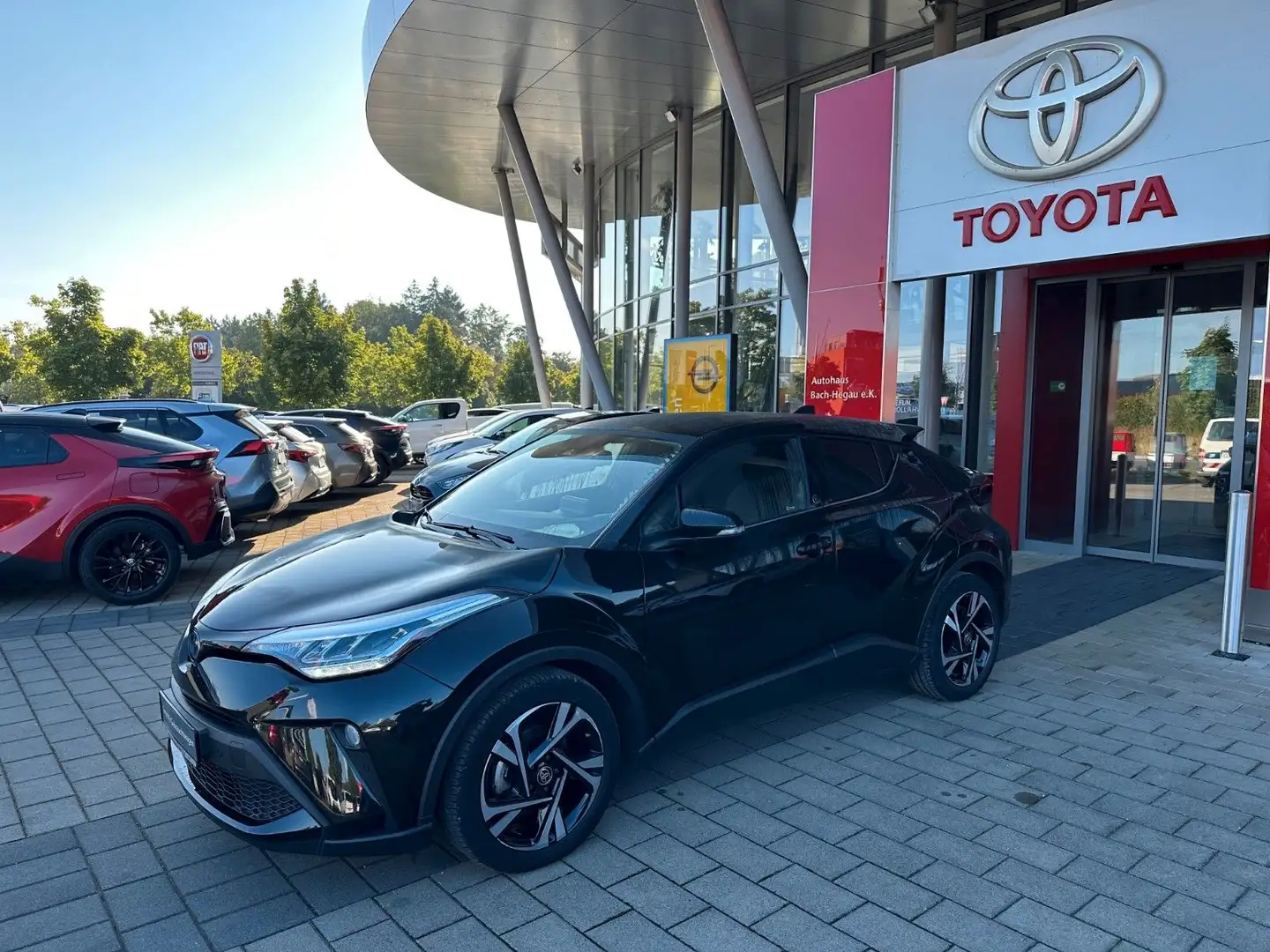 Toyota C-HR 2.0 Hybrid Team Deutsch., LED, KAMERA, PARK Schwarz - 2