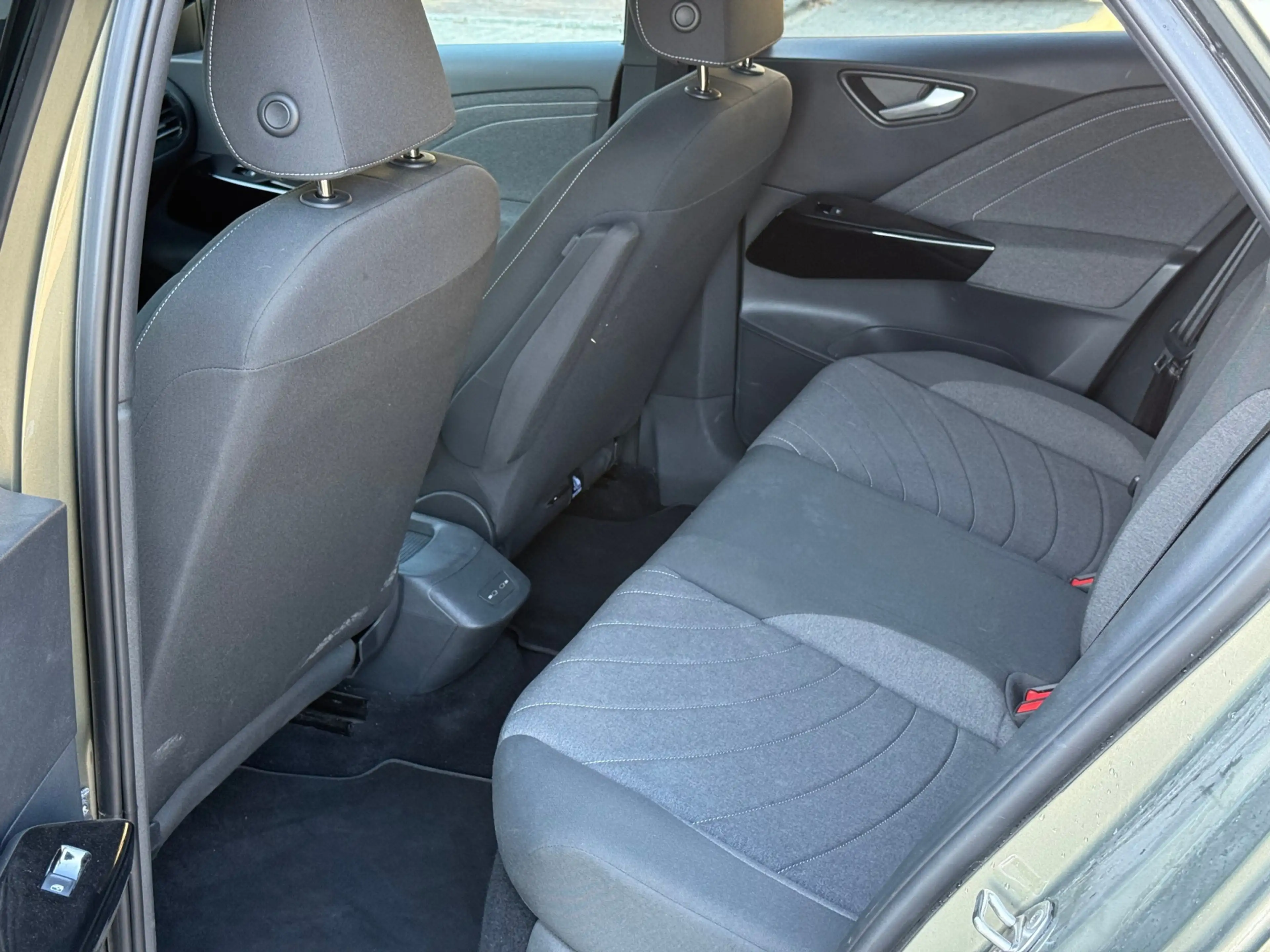 Volkswagen ID.3 Pro 58 kWh | camera | IQ | ACC | pano — photo 11