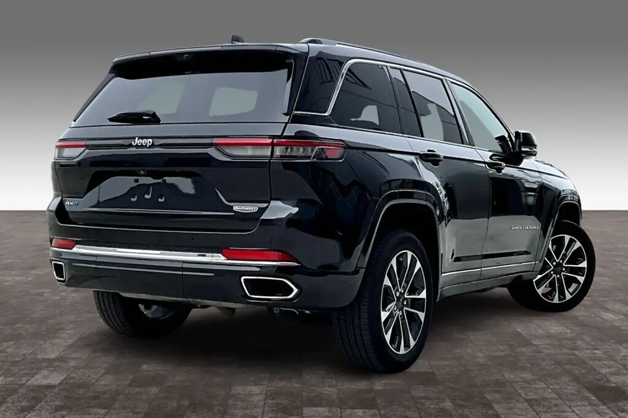 Jeep Grand Cherokee снимка Jeep Grand Cherokee