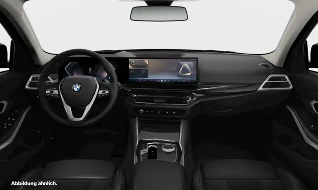 BMW 3 Series view 3