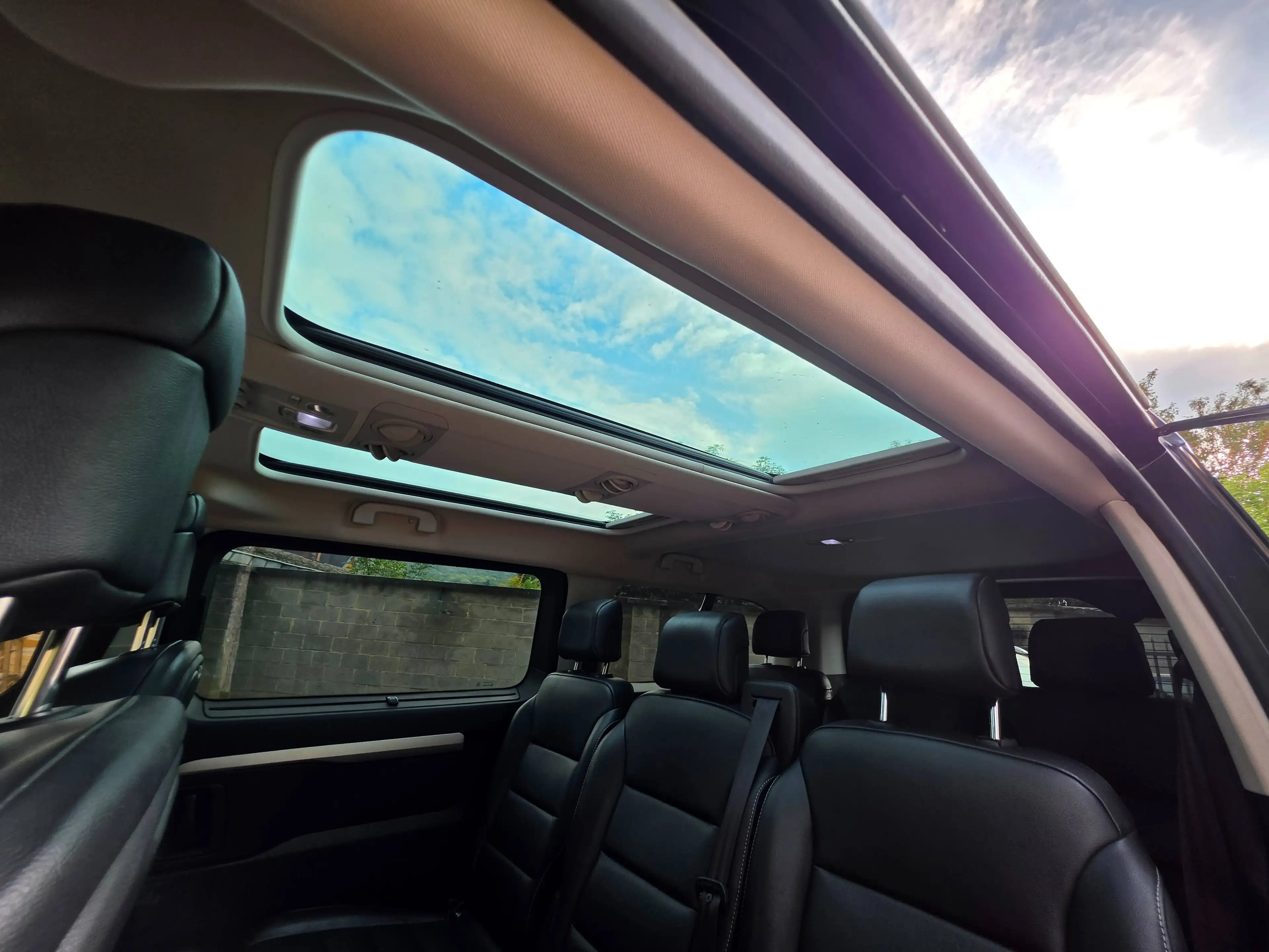 Peugeot Traveller B2B*2.0HDi L3 Long Business VIP*8PLACES*FULL*TOITPANO*CUIR*NAVI*HEADUP — photo 12