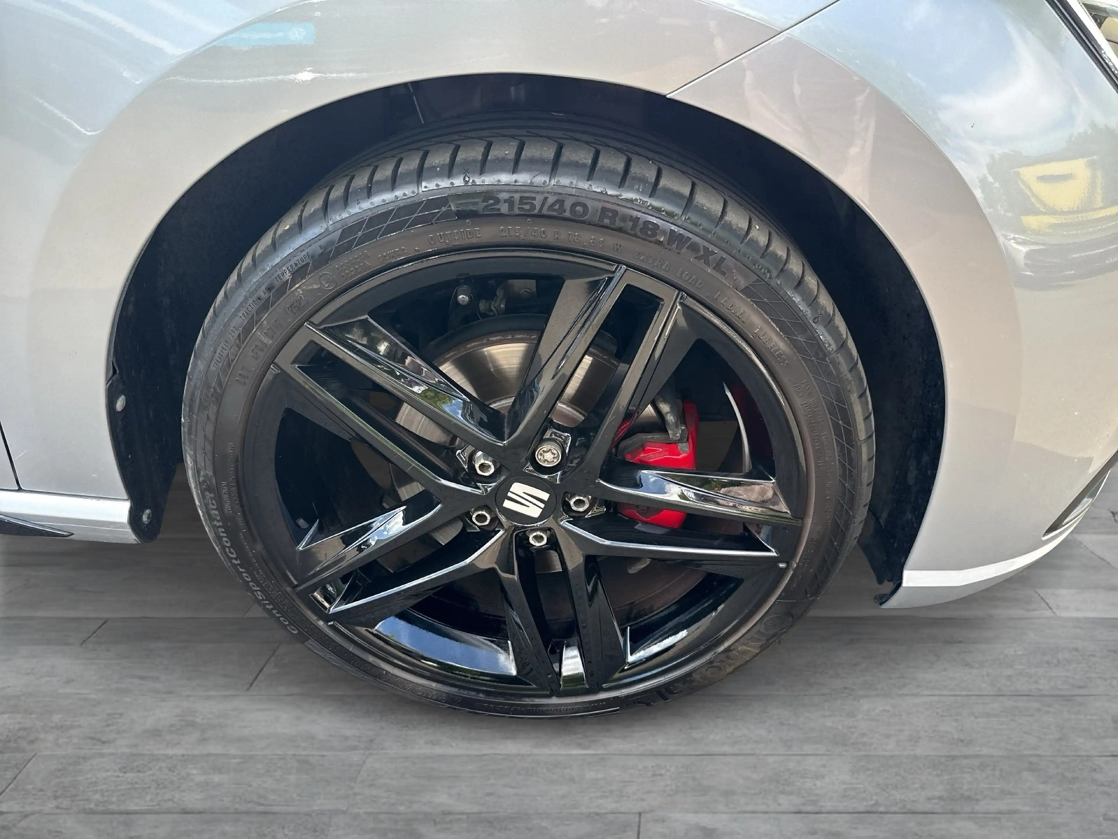 SEAT Ibiza 1.5 FR Pro Black Edition PANO CAM ACC LM18 — photo 6