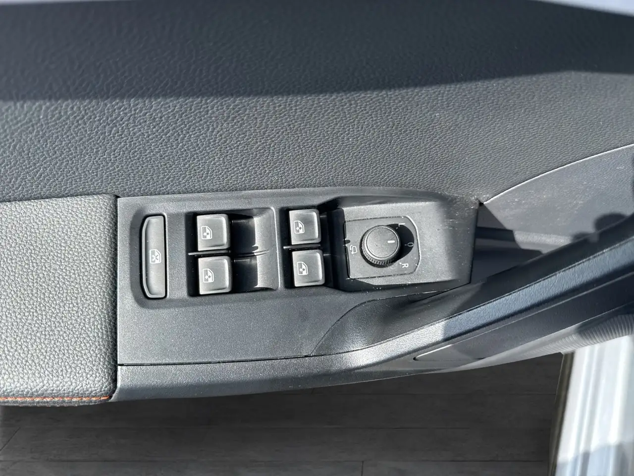 SEAT Ibiza 1.5 FR Pro Black Edition PANO CAM ACC LM18, миниатюра 18