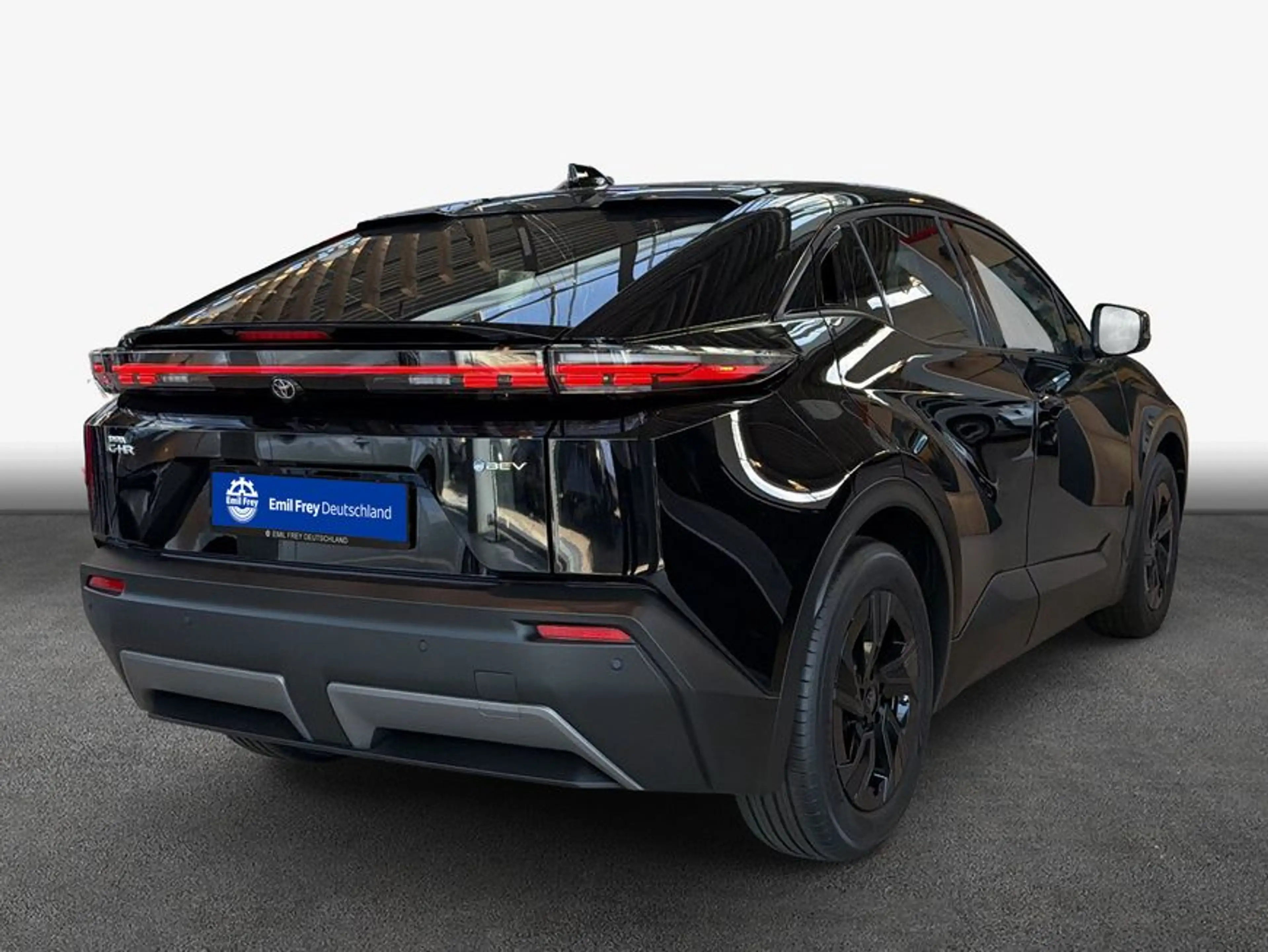 Toyota C-HR+ + 77kWh Teamplayer — photo 2