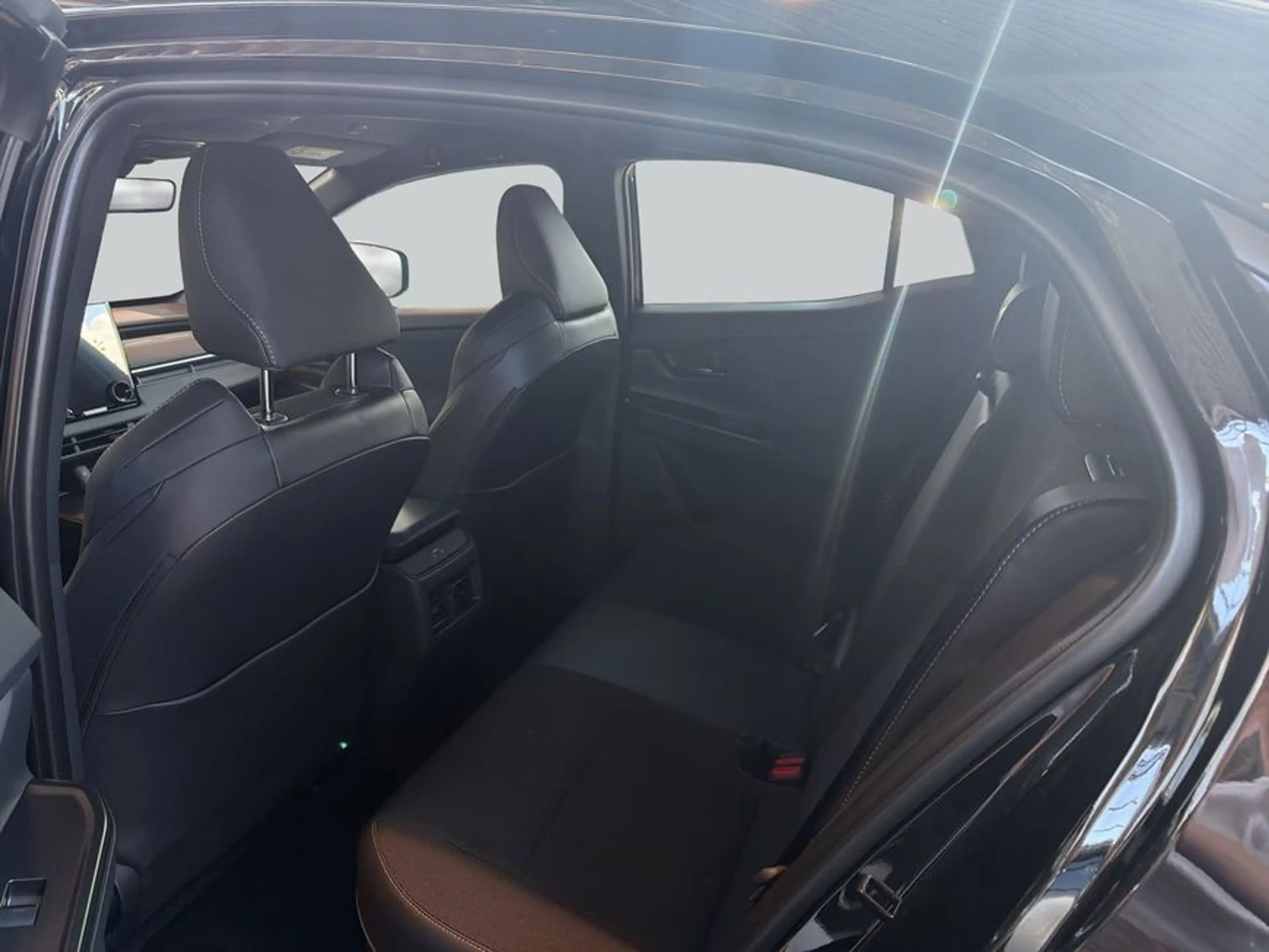 Toyota C-HR+ + 77kWh Teamplayer — photo 12