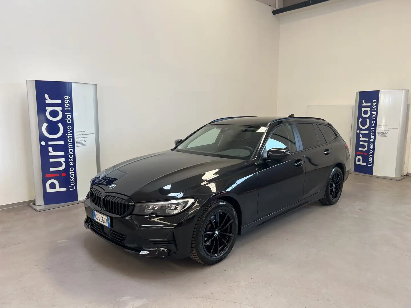 BMW 320 d xDrive 48V MHEV Touring Auto Navi Fari LED Nero - 1
