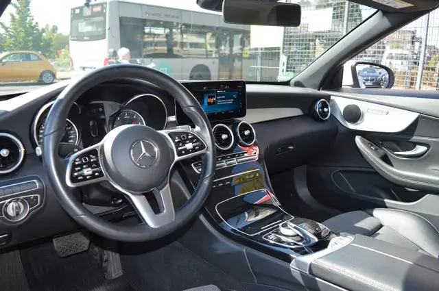 Mercedes-Benz C-Class view 12