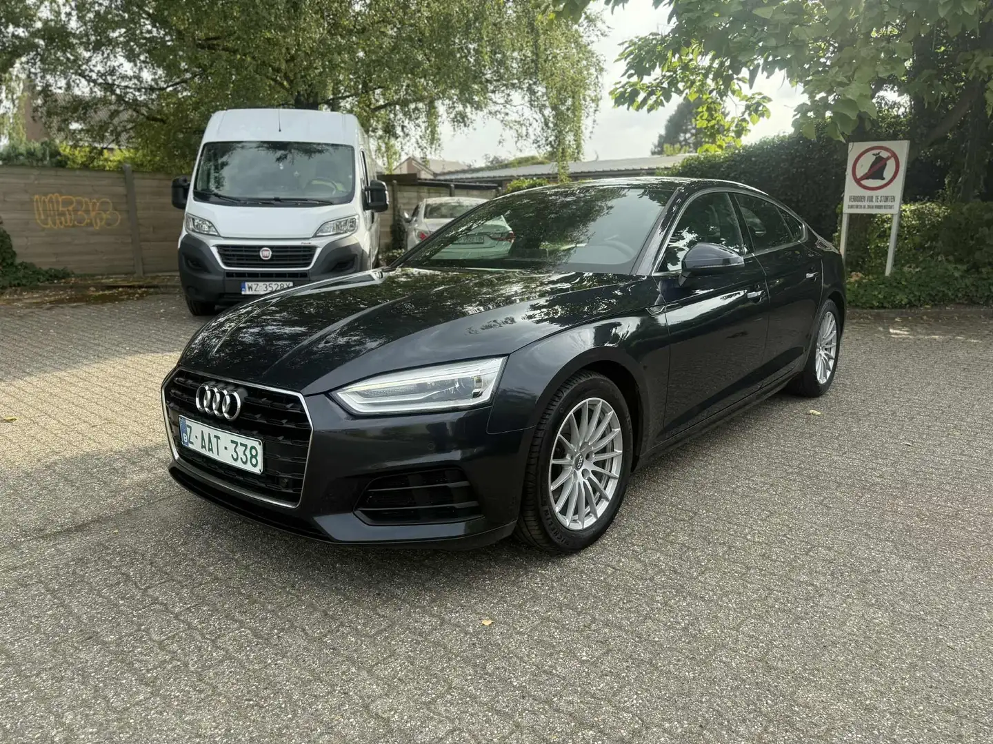 Audi A5 Sportback 1.4 TFSI S tronic Business Edition Blauw - 1