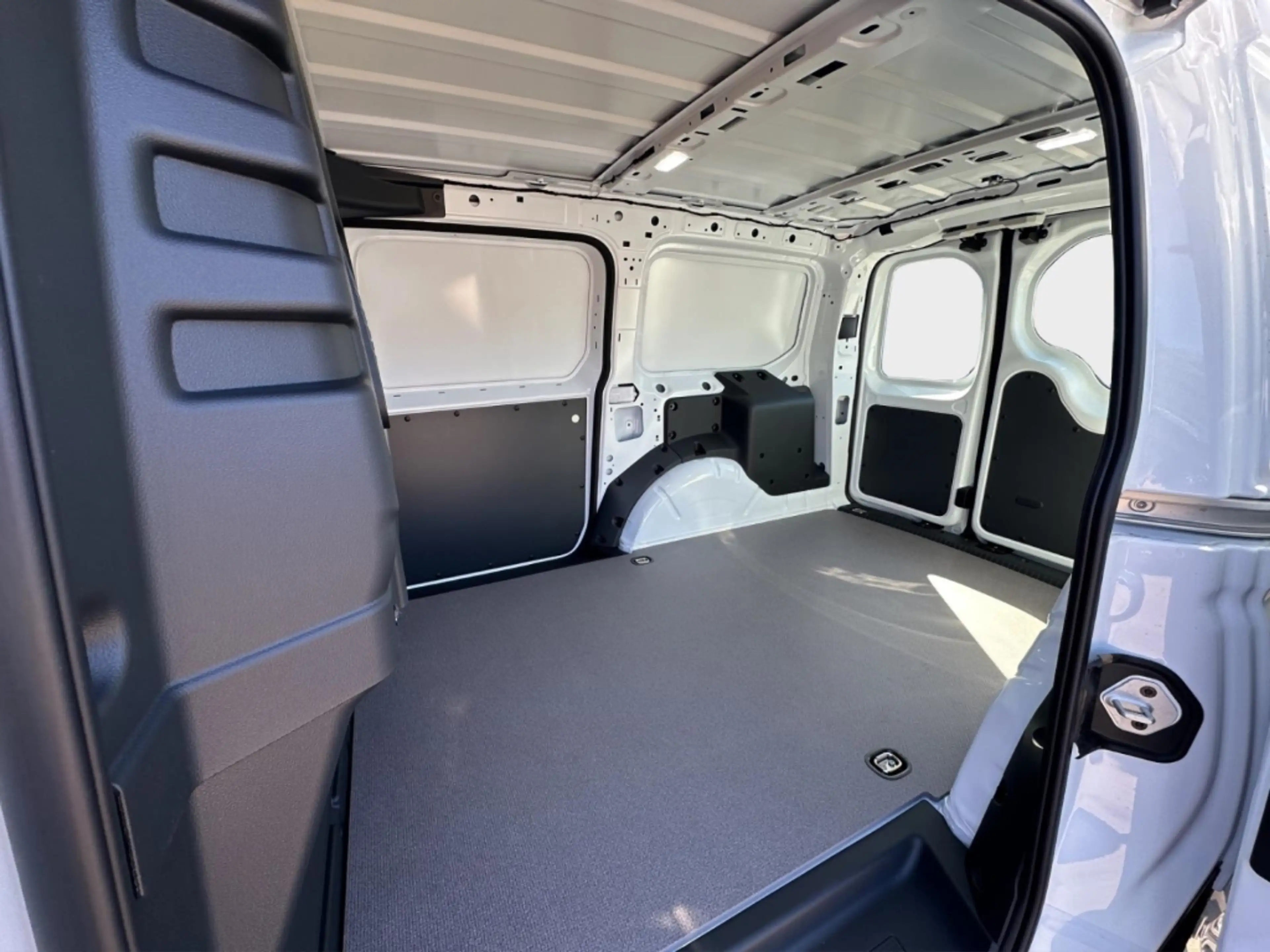 Ford Transit Connect Limited Navi Digitales Cockpit LED ACC Apple CarPl — photo 13