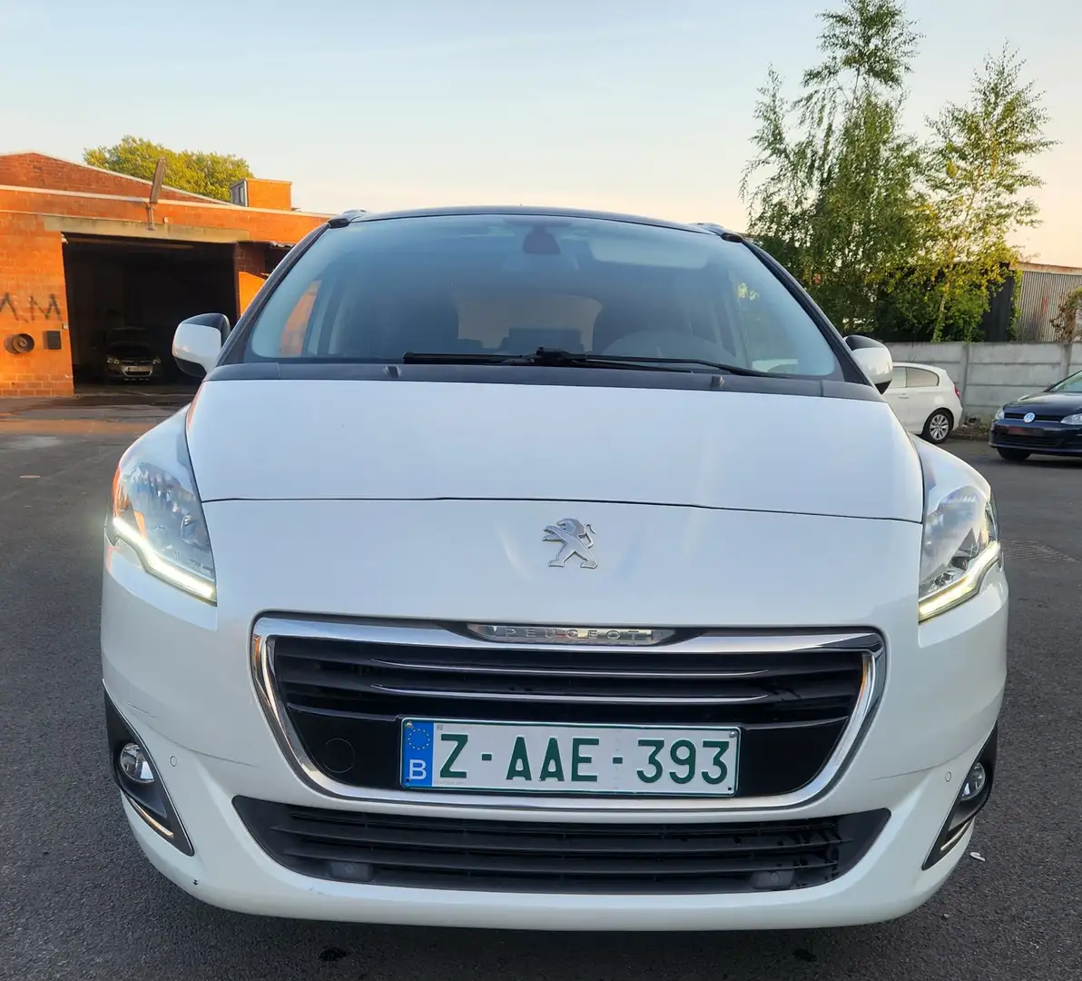 Peugeot 5008 BlueHDI 120 EAT6 Stop & Start Allure - 2