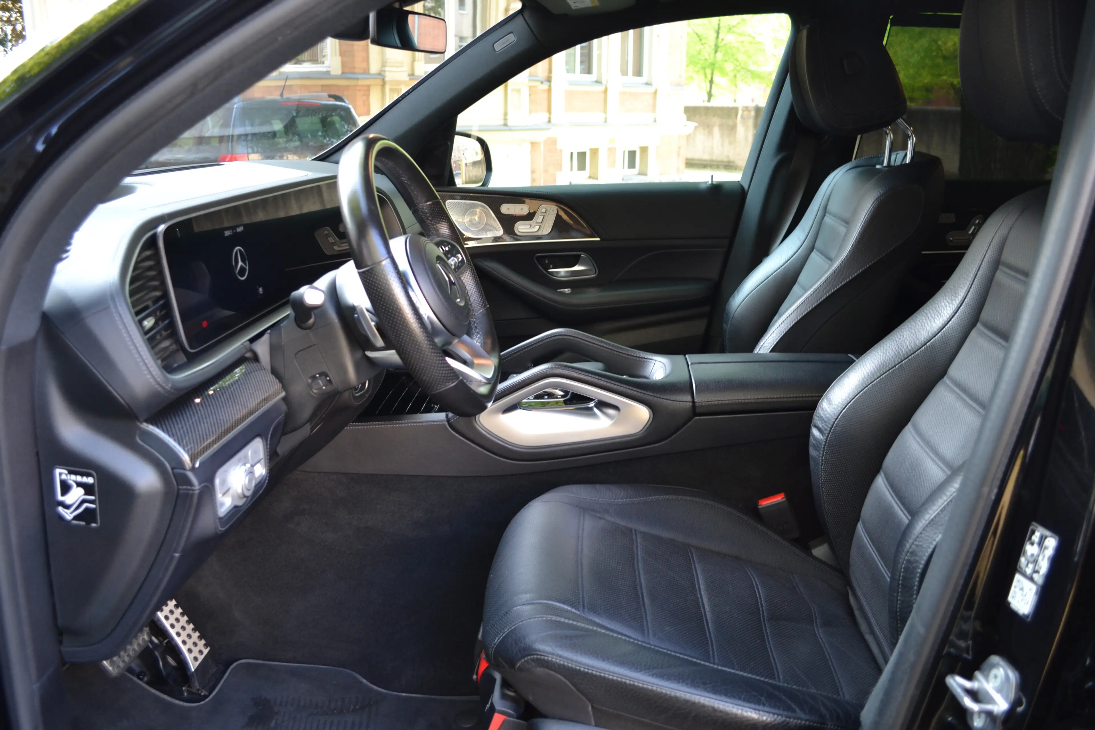 Mercedes-Benz GLS 350 GLS 350 d 4Matic AMG/Karbon — photo 6