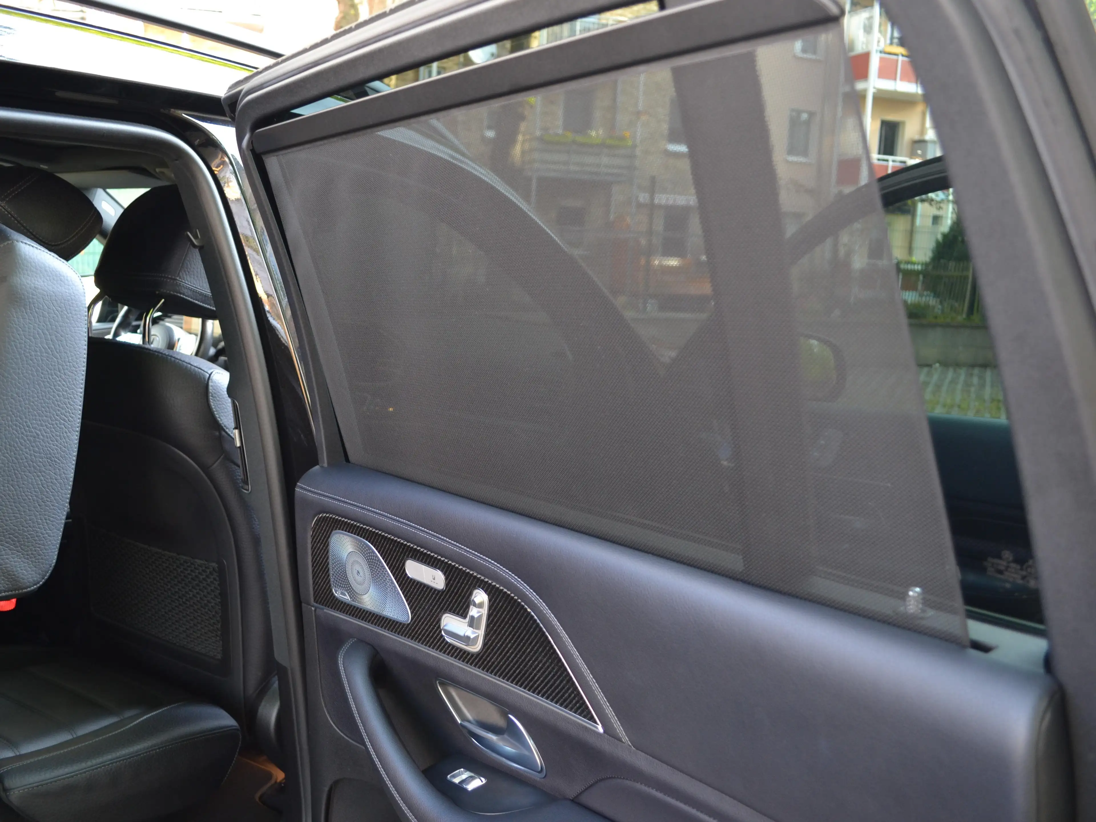 Mercedes-Benz GLS 350 GLS 350 d 4Matic AMG/Karbon — photo 11