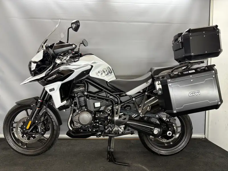 Triumph Tiger 1200 - foto 2