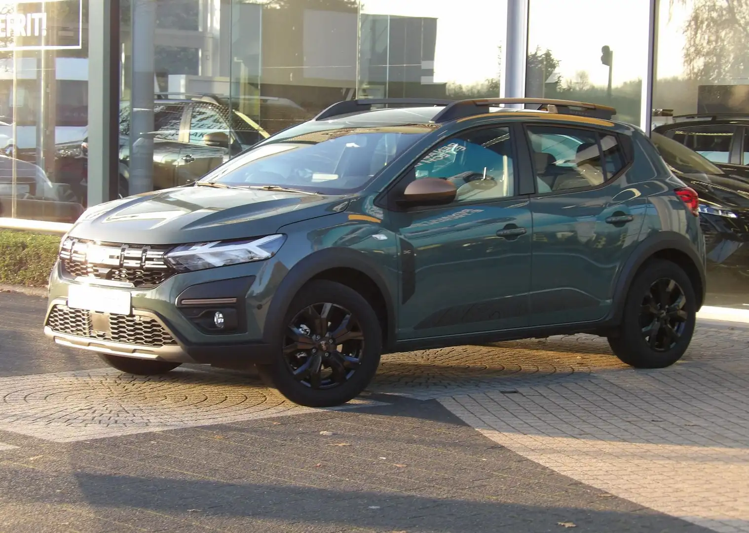 Dacia Sandero Stepway Extreme TCe 90 Verde - 1