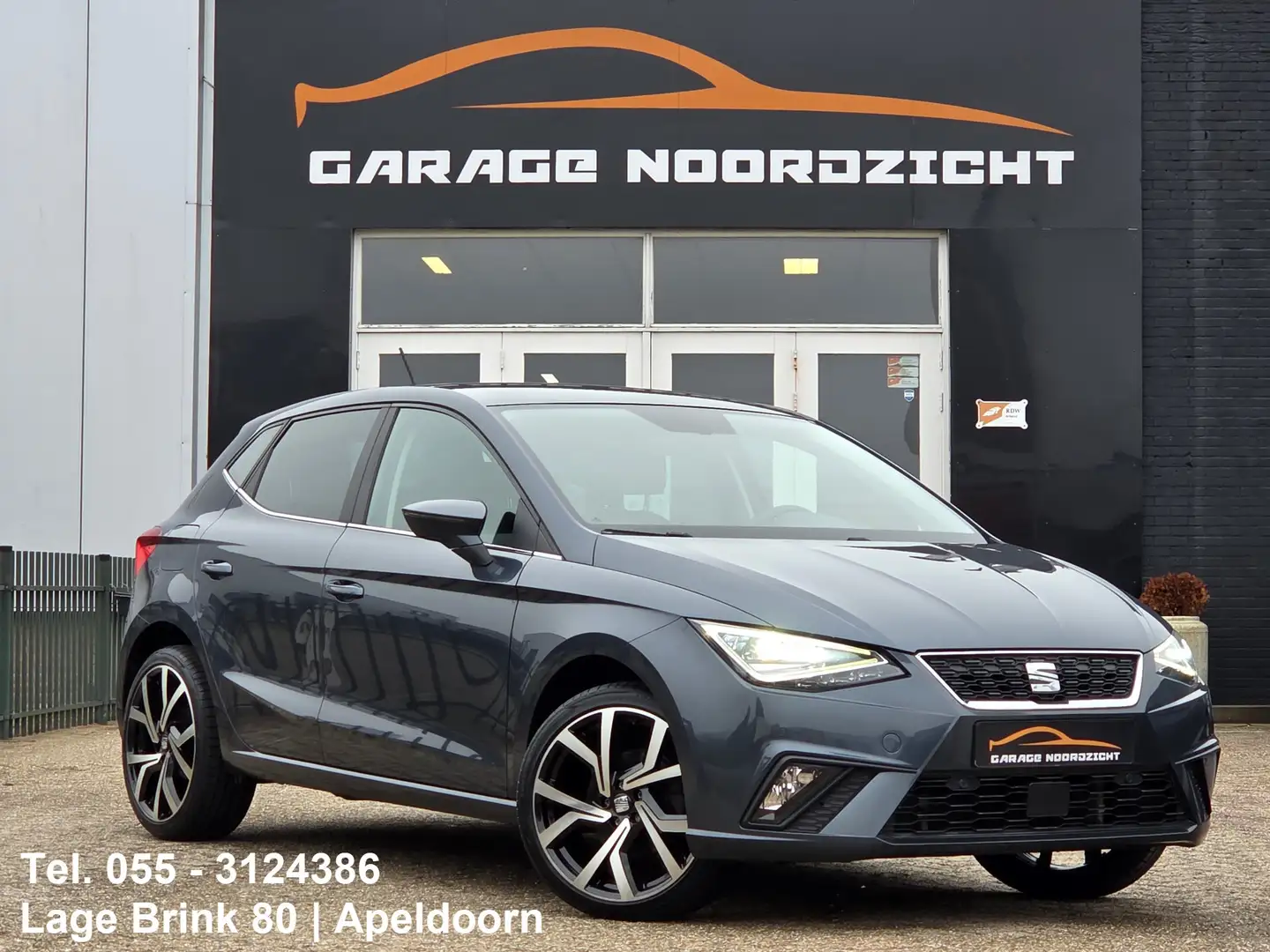 SEAT Ibiza 1.0 TSI 116PK Style Business Intense XENON LED|NAV Gris - 1