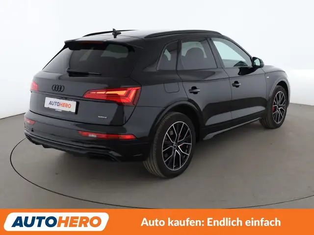 Audi Q5 view 6