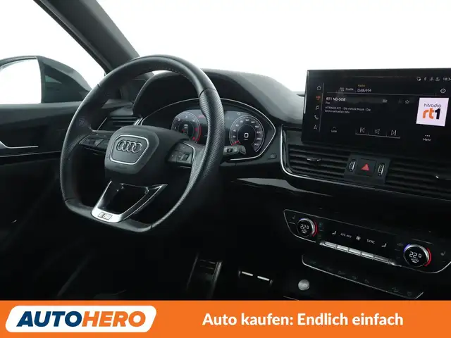 Audi Q5 view 13
