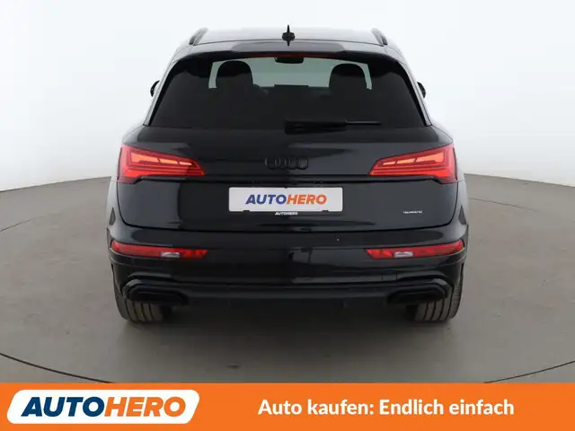 Audi Q5 view 5