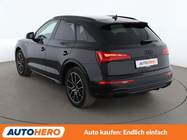 Audi Q5 view 4
