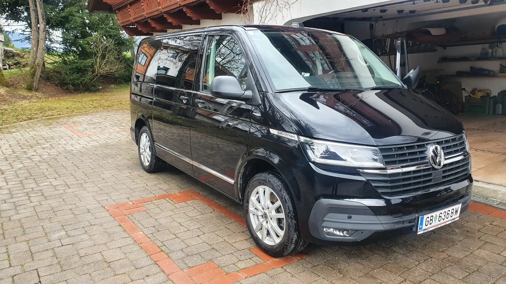 Volkswagen T6.1 Multivan - 1