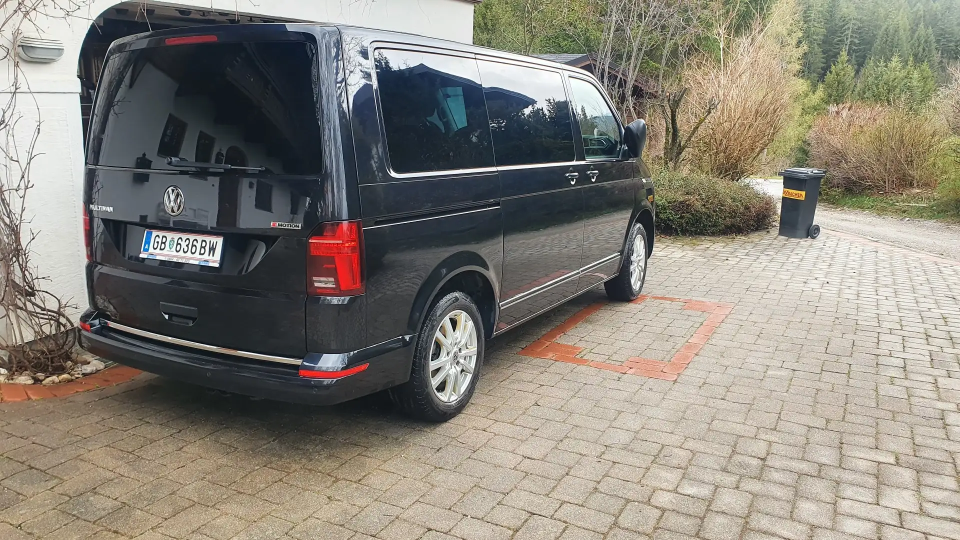 Volkswagen T6.1 Multivan - 2