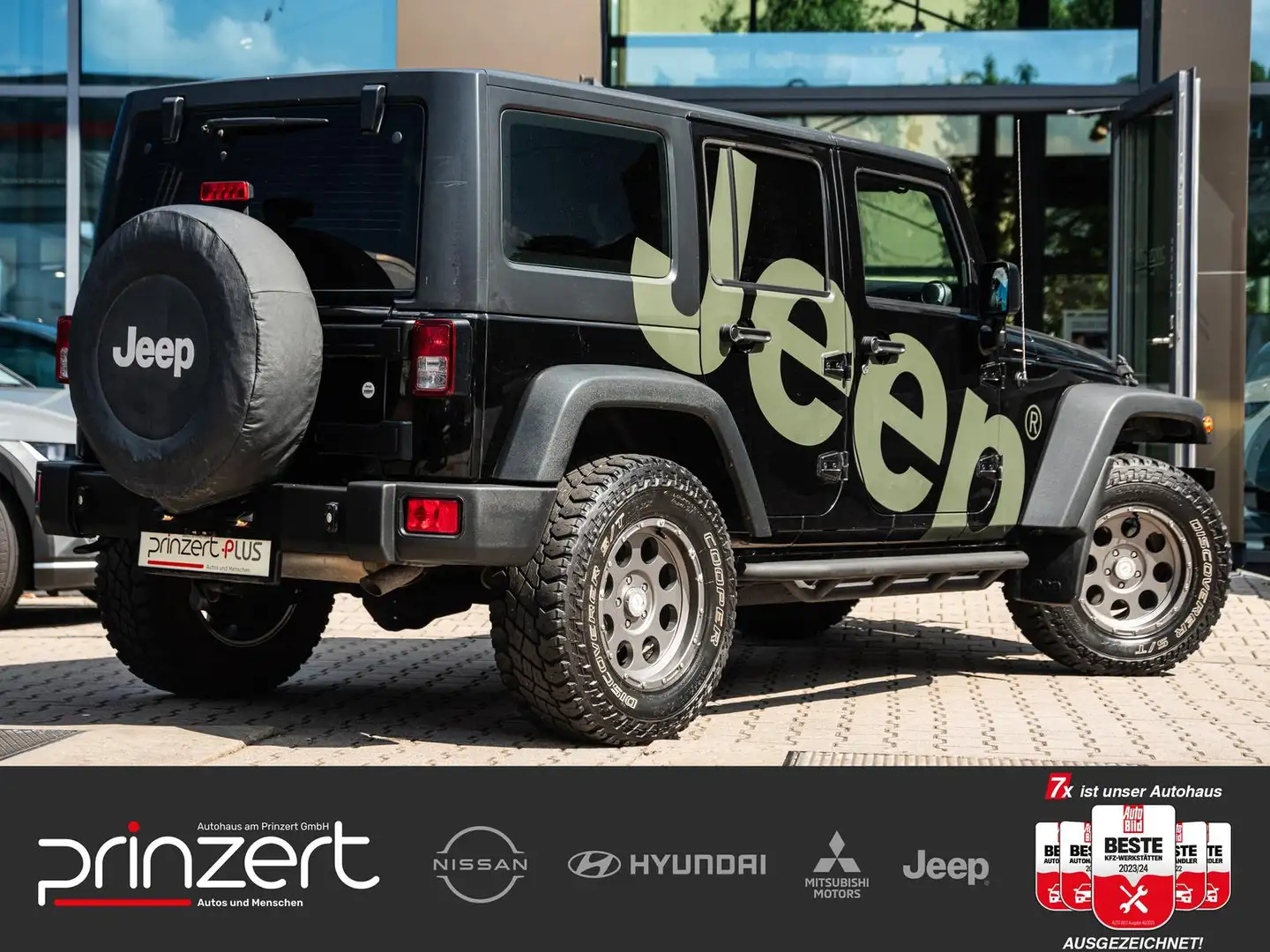 Jeep Wrangler 2.8 CRD Unlimited "Sport" Rückfahrkamera Чёрный - 2