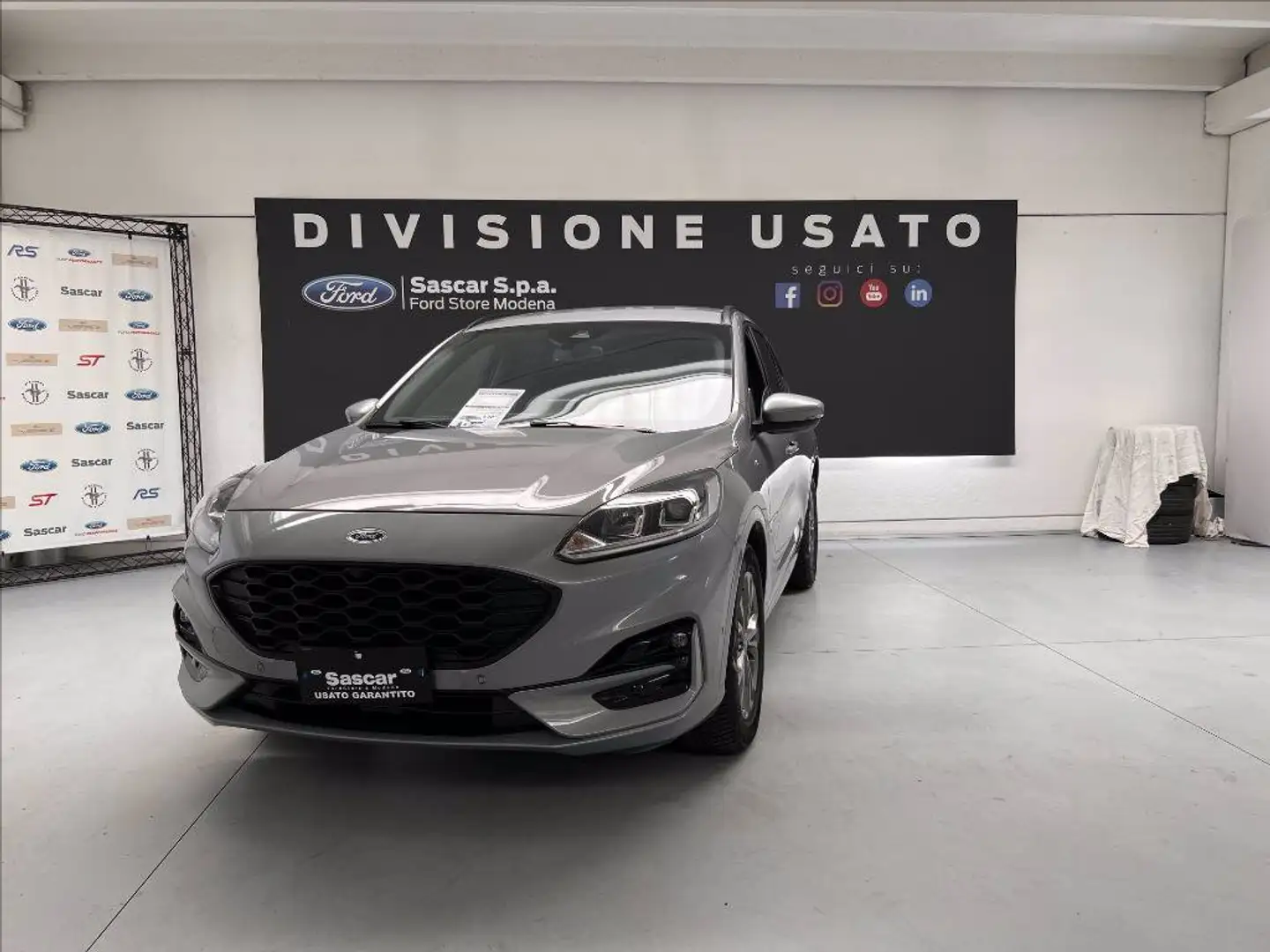 Ford Kuga 2.5 full hybrid ST-Line 2wd 190cv cvt Grigio - 1