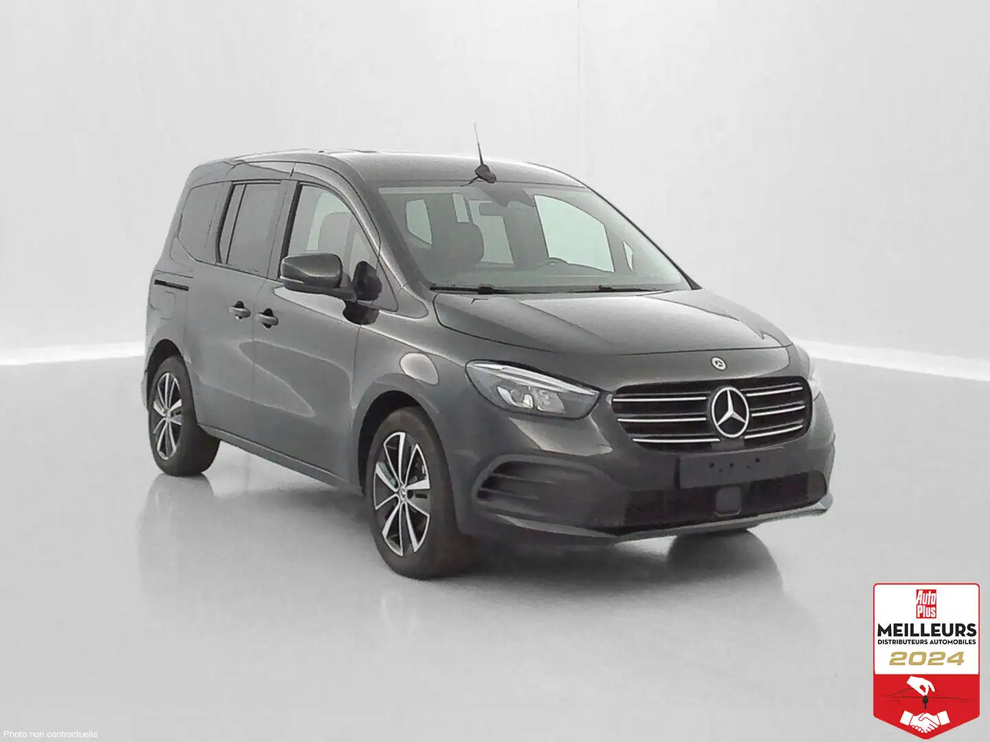 Mercedes-Benz T-Class 160d 95ch Progressive Noir - 1