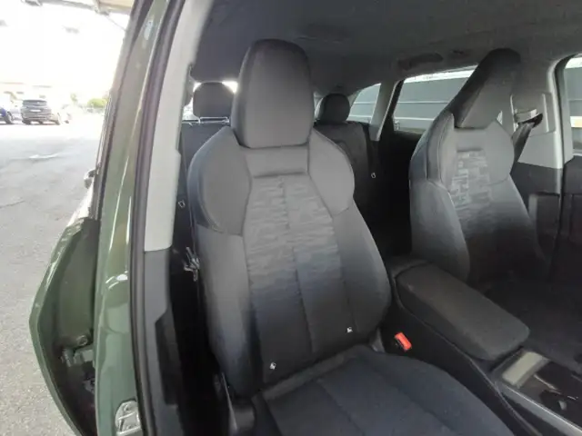 Audi Q5 view 10